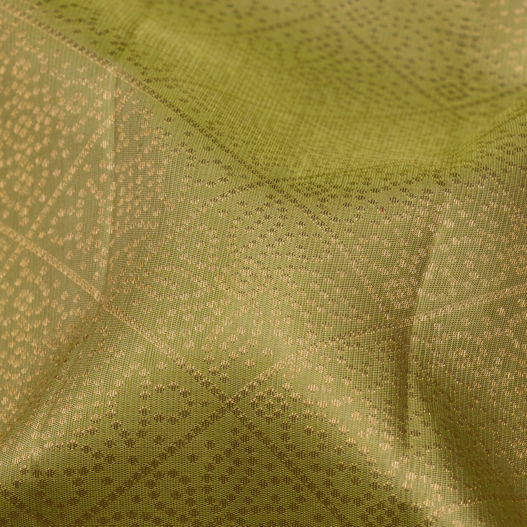 Kanakavalli Kanjivaram Silk Sari 25-599-HS001-09351