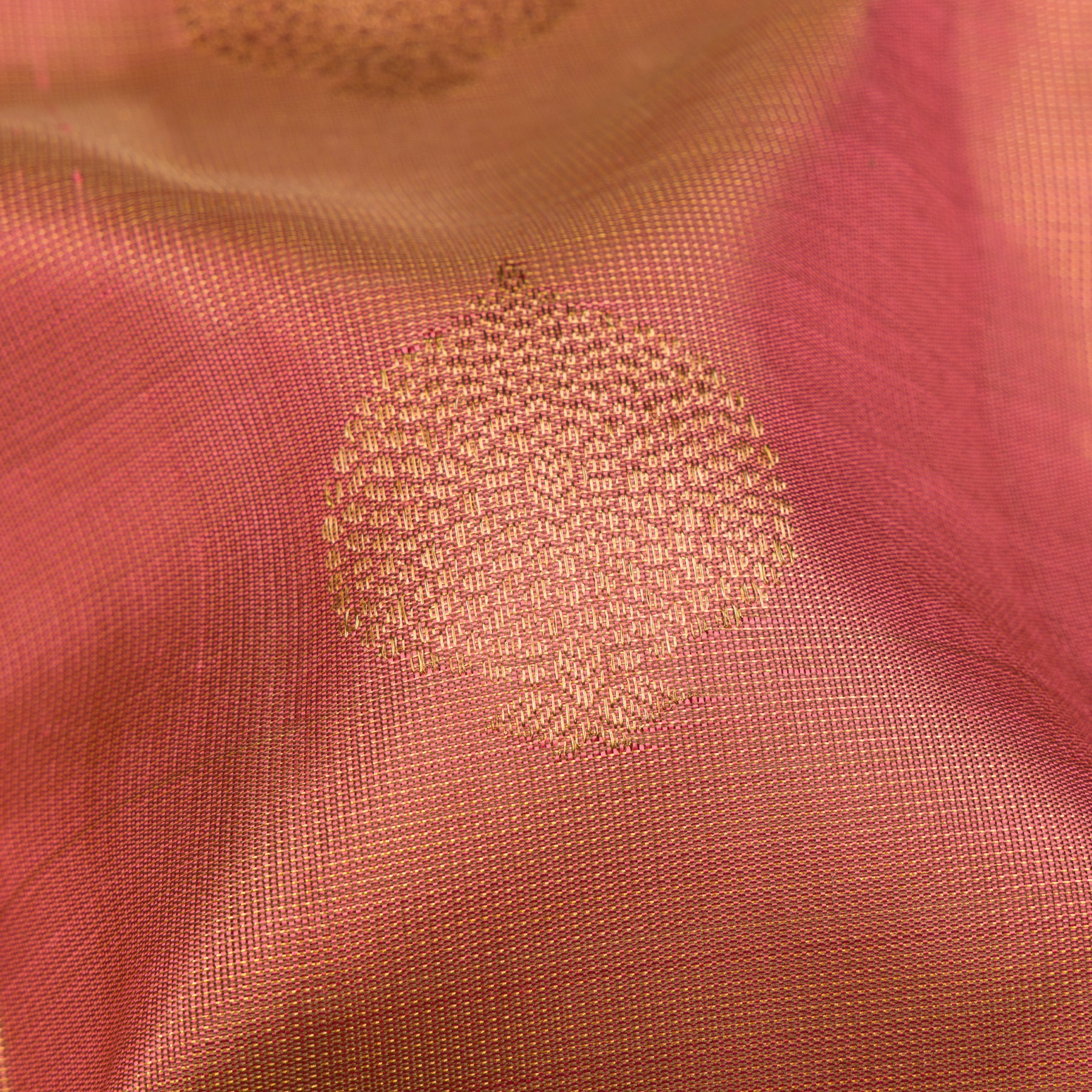 Kanakavalli Kanjivaram Silk Sari 25-599-HS001-09401 - Fabric View