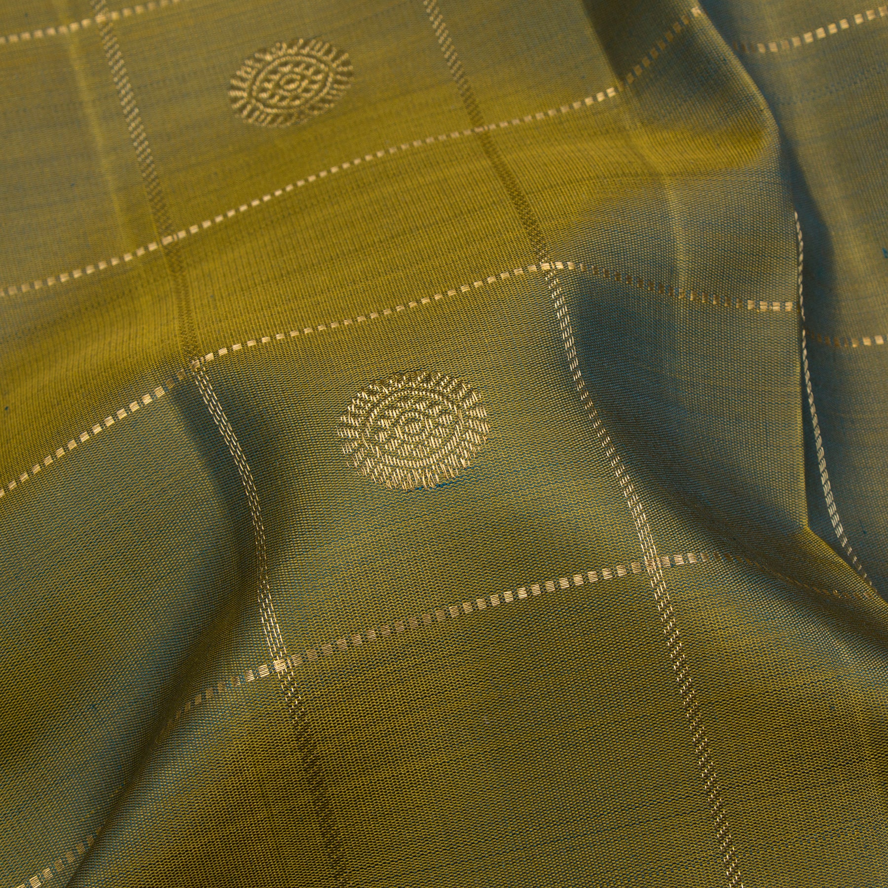 Kanakavalli Kanjivaram Silk Sari 25-599-HS001-09976 - Fabric View