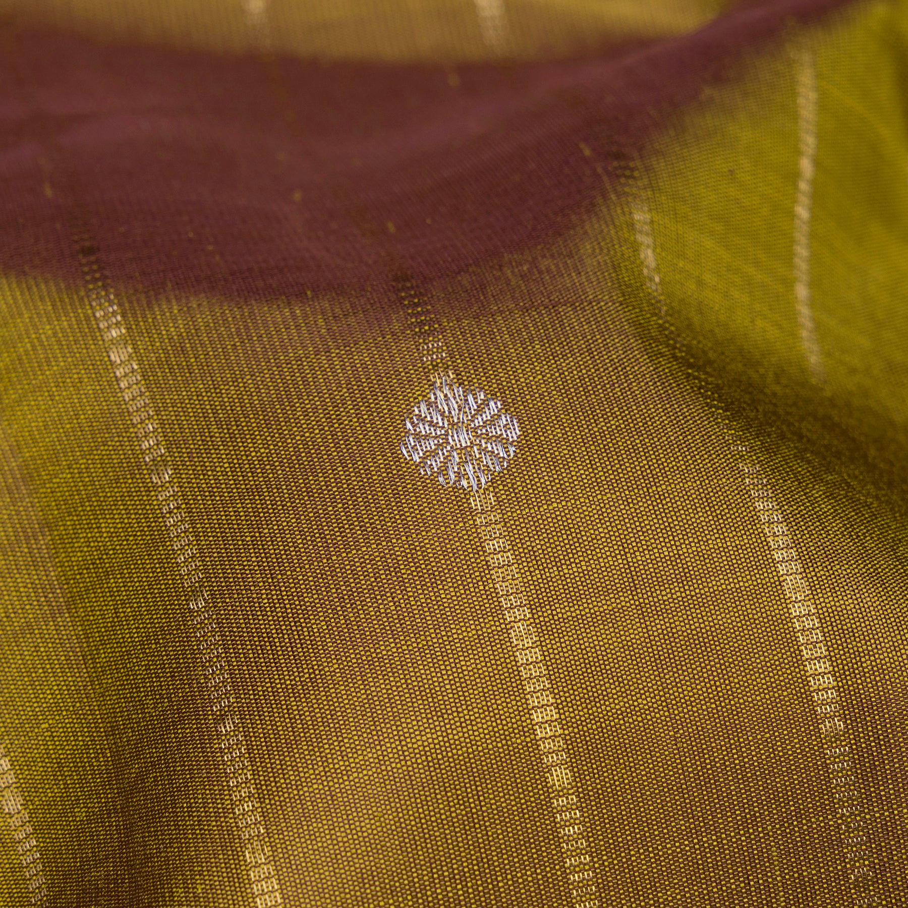 Kanakavalli Kanjivaram Silk Sari 25-599-HS001-10595 - Fabric View