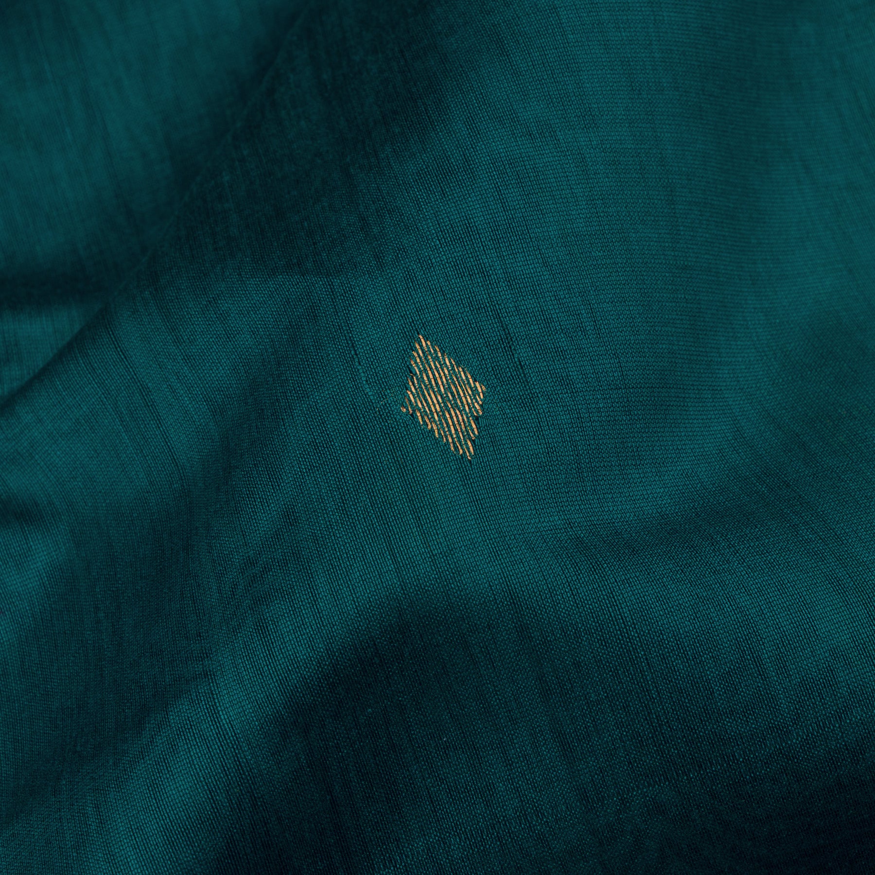 Kanakavalli Silk/Cotton Sari 25-610-HS005-04663 - Fabric View