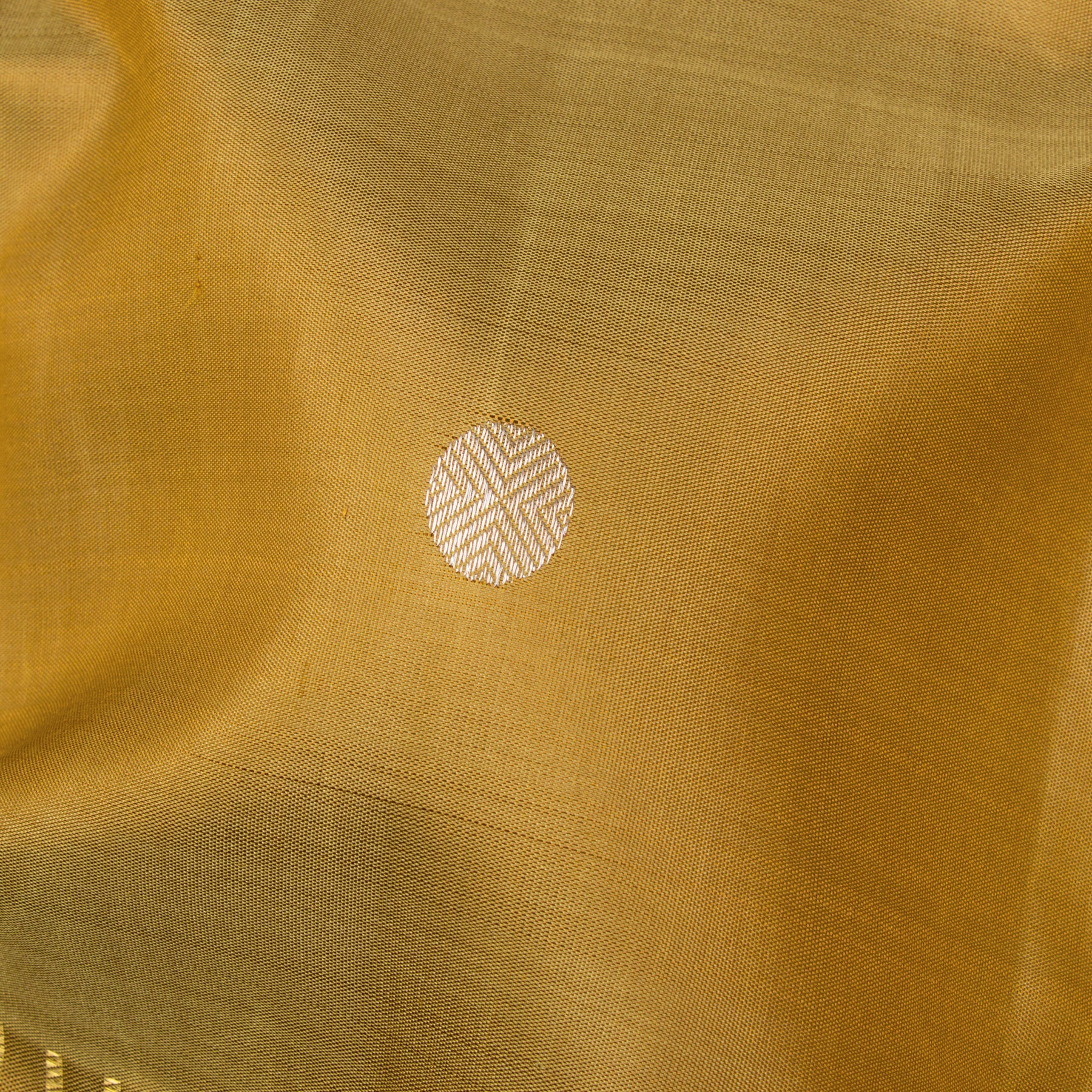 Kanakavalli Kanjivaram Silk Sari 25-611-HS001-03221 - Fabric View