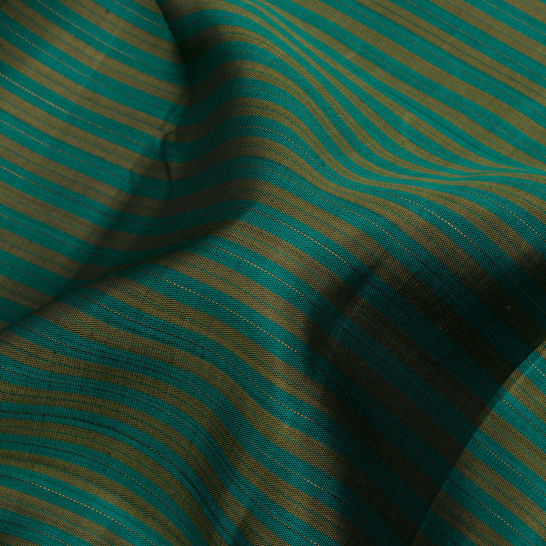 Kanakavalli Kanjivaram Silk Sari 25-611-HS001-04584 - Fabric View