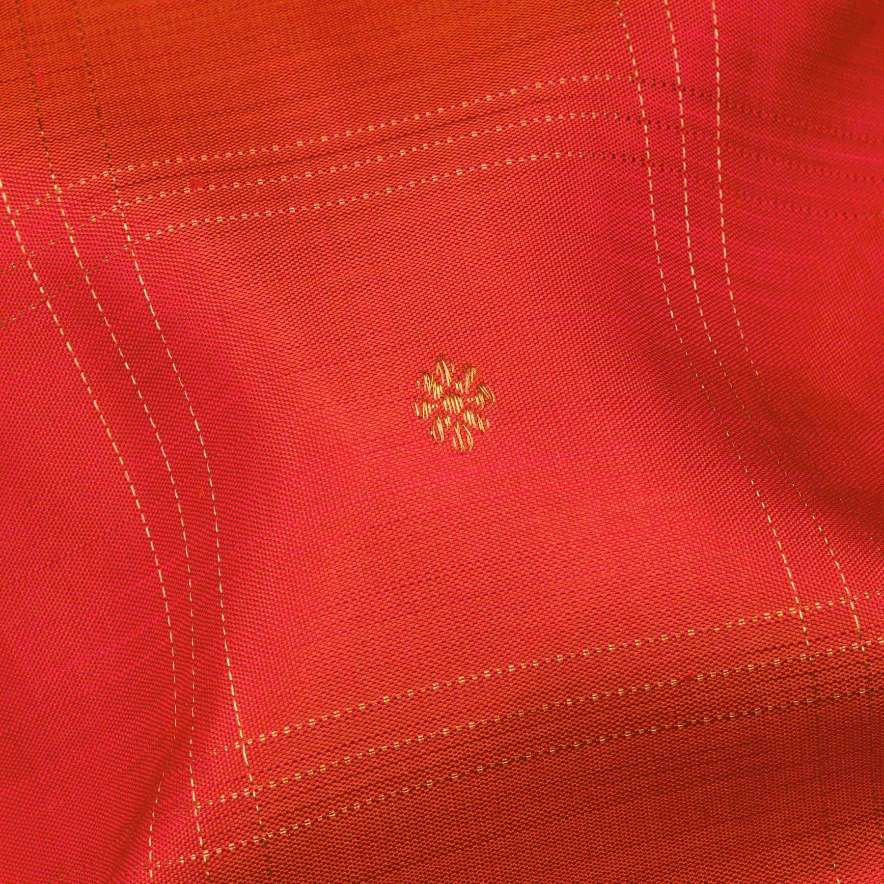 Kanakavalli Kanjivaram Silk Sari 25-611-HS001-08688 - Fabric View