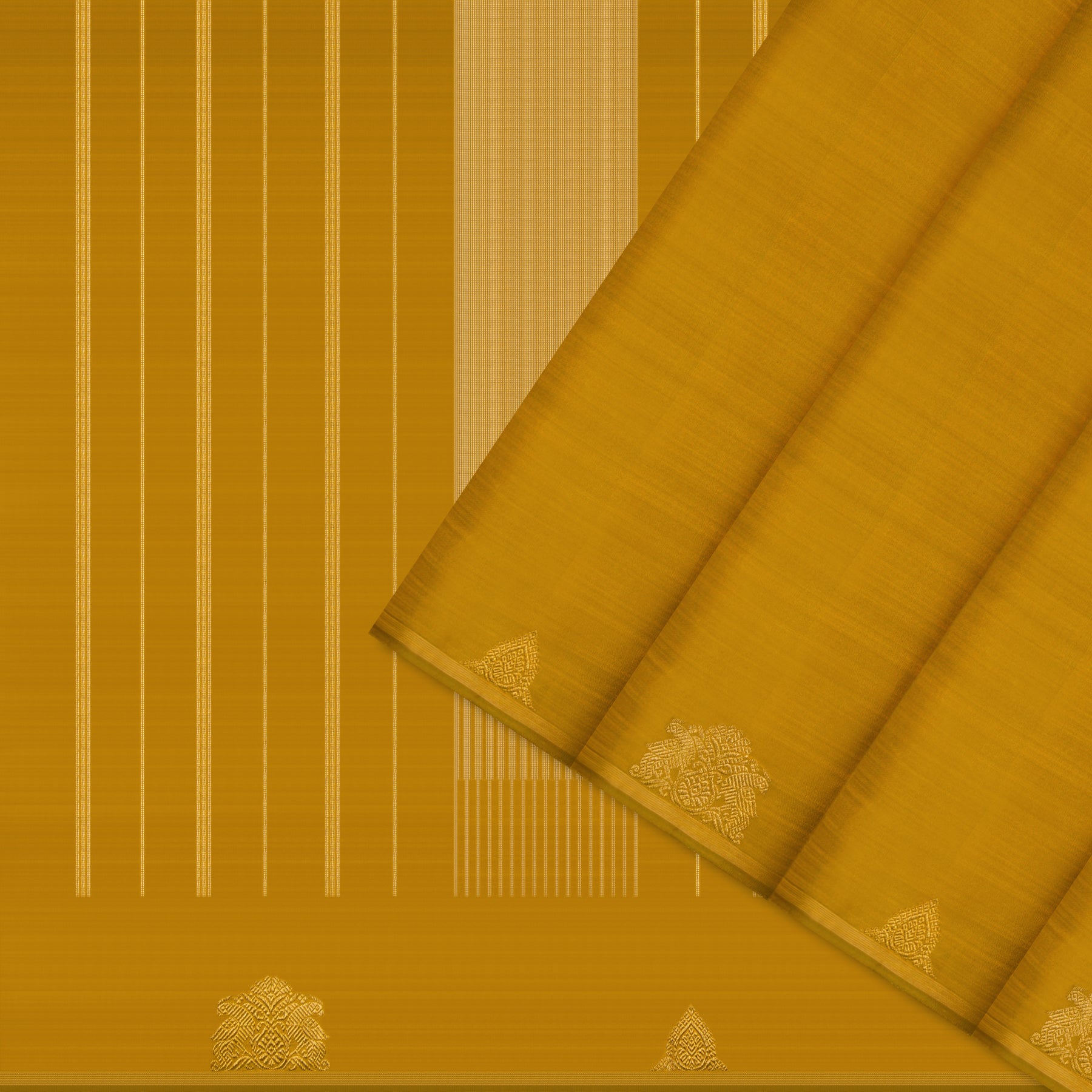 Kanakavalli Kanjivaram Silk Sari 25-611-HS001-10061 - Cover View