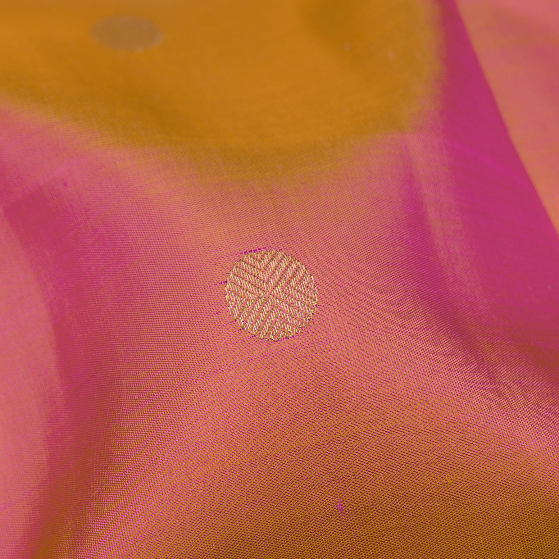 Kanakavalli Kanjivaram Silk Sari 25-611-HS001-10326