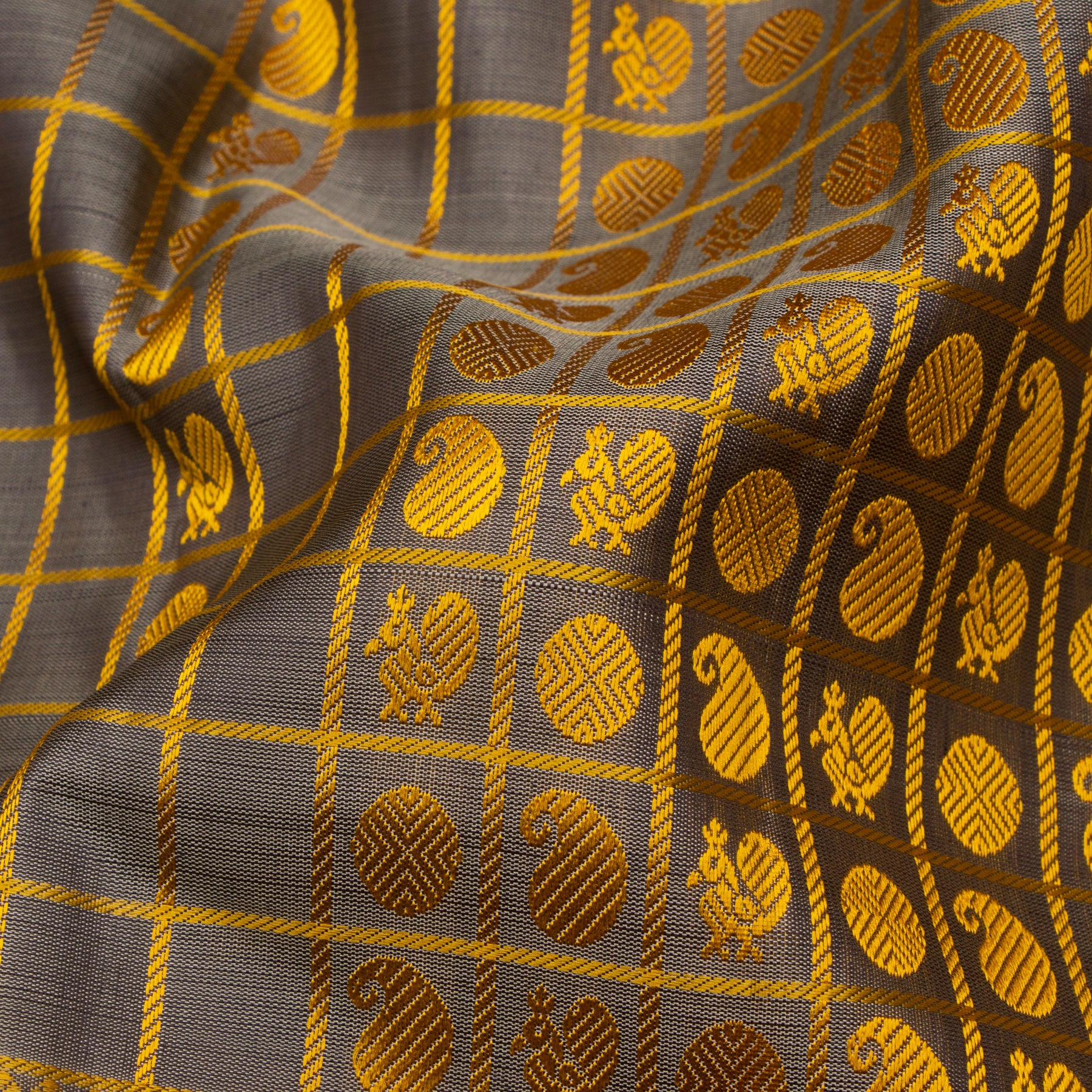 Kanakavalli Kanjivaram Silk Sari 25-615-HS001-00471 - Fabric View
