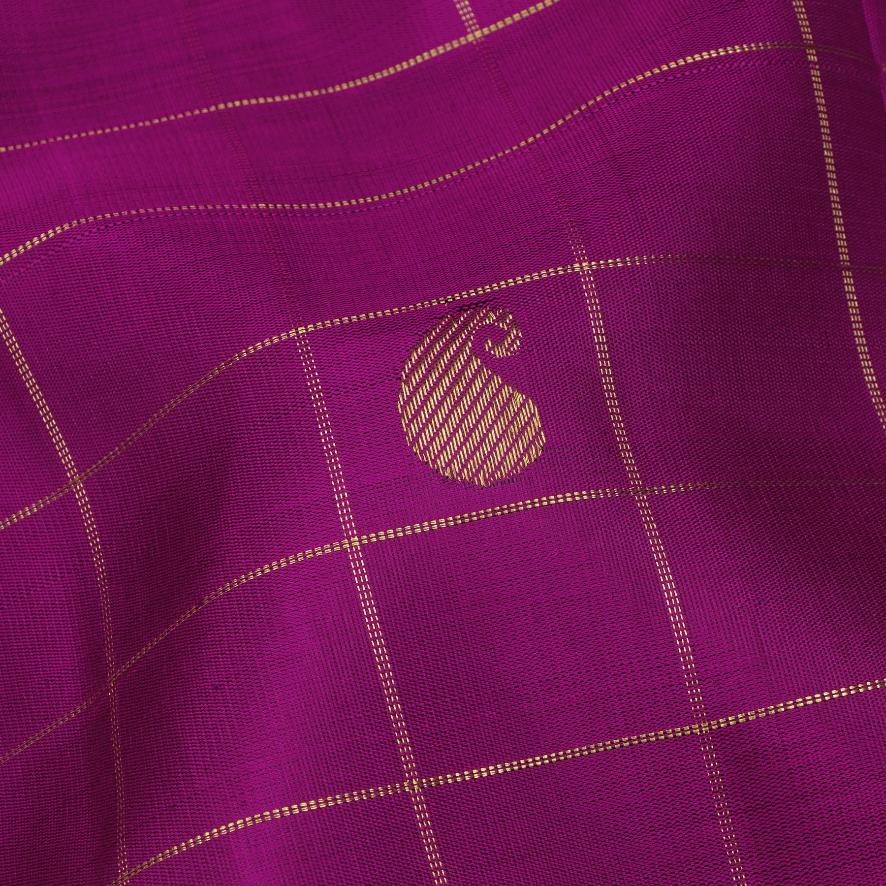 Kanakavalli Kanjivaram Silk Sari 25-615-HS001-01131 - Fabric View
