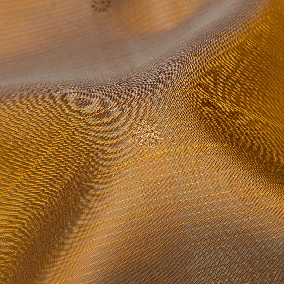 Kanakavalli Kanjivaram Silk Sari 25-615-HS001-01904 - Fabric View