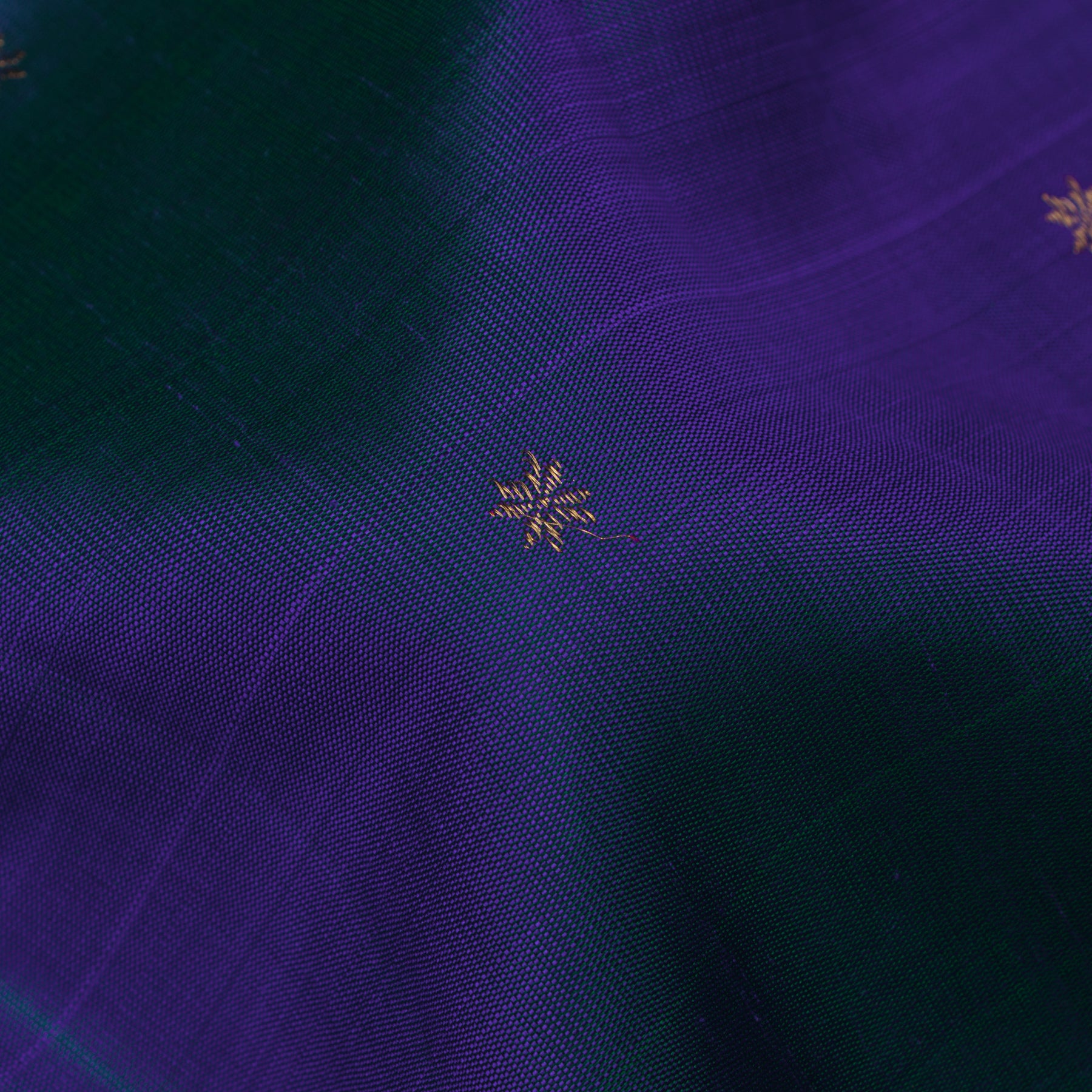 Kanakavalli Kanjivaram Silk Sari 25-615-HS001-02676 - Fabric View