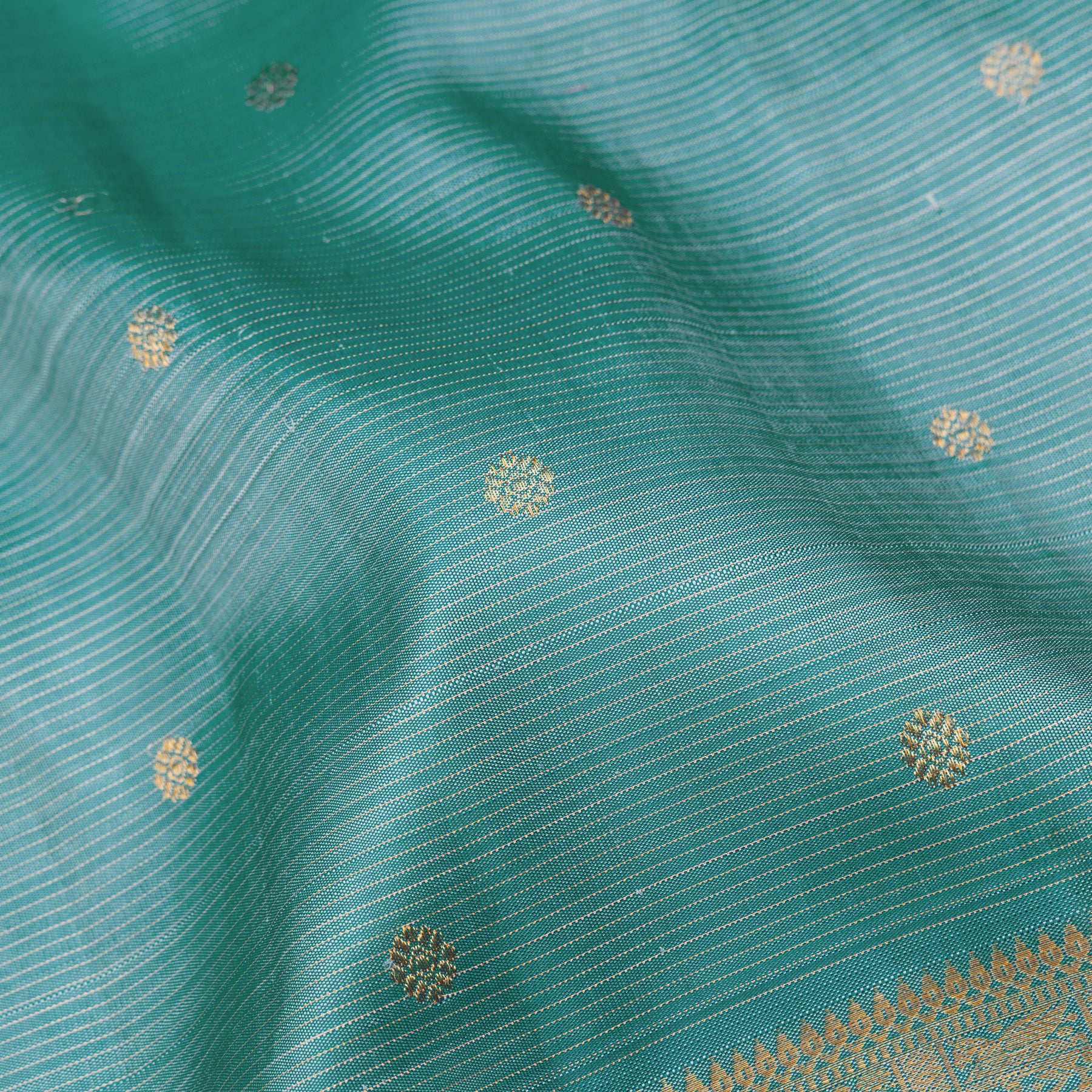 Kanakavalli Kanjivaram Silk Sari 25-615-HS001-05151 - Fabric View