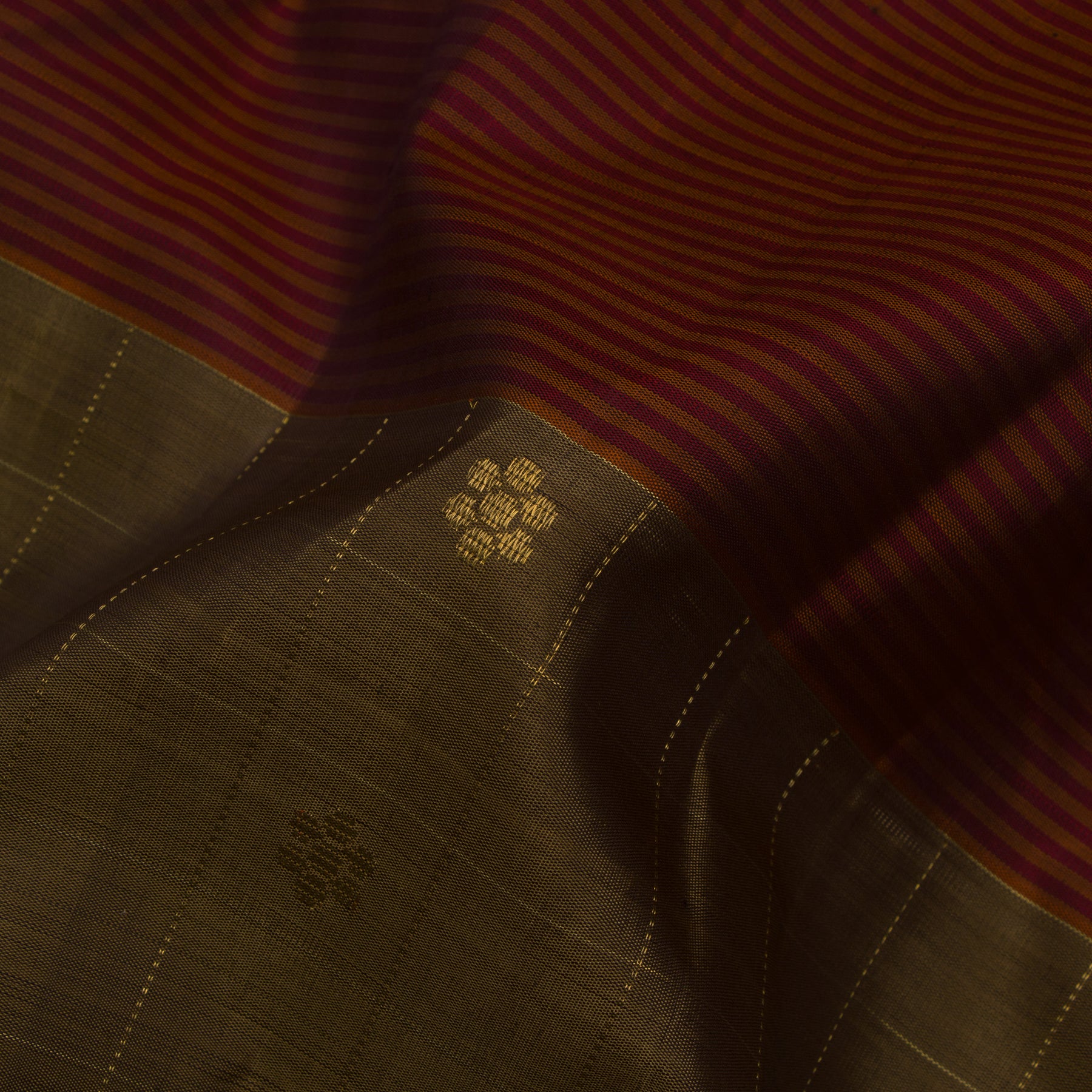 Kanakavalli Kanjivaram Silk Sari 25-615-HS001-05181 - Fabric View