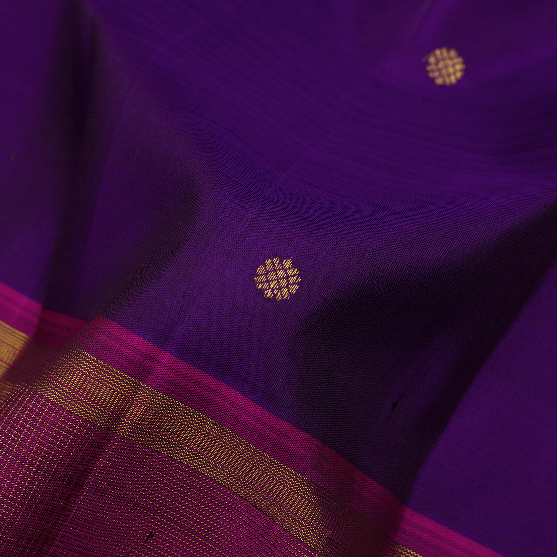 Kanakavalli Kanjivaram Silk Sari 25-615-HS001-05247 - Fabric View