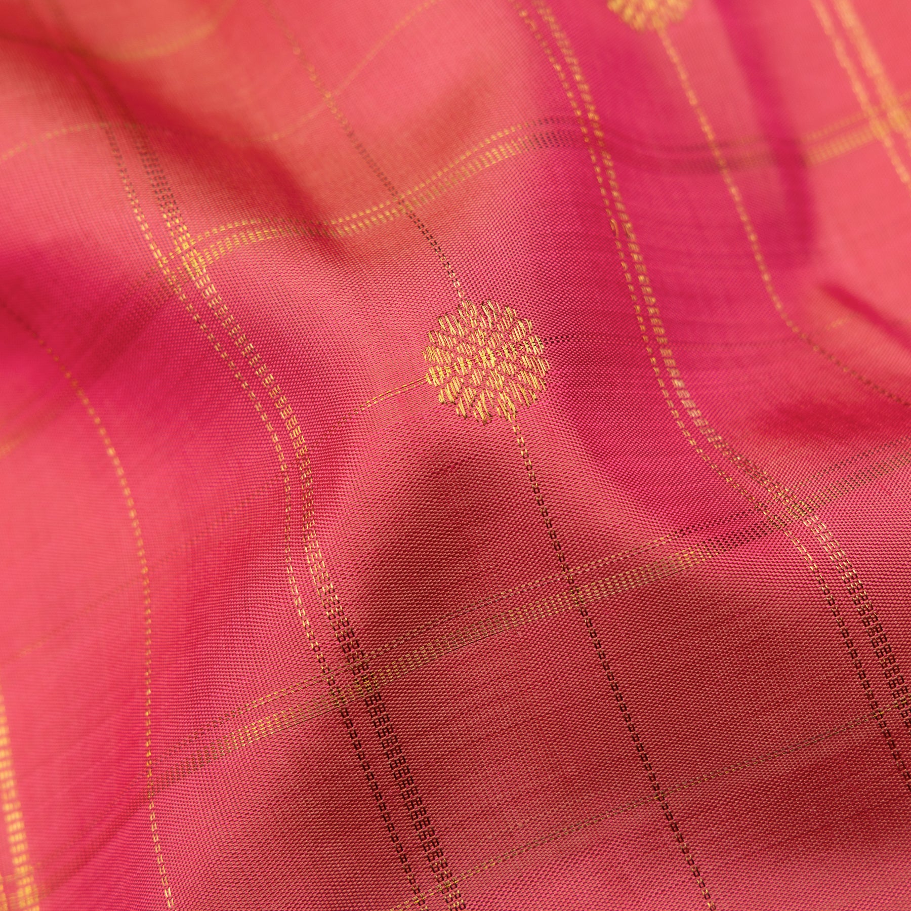 Kanakavalli Kanjivaram Silk Sari 25-615-HS001-05756 - Fabric View