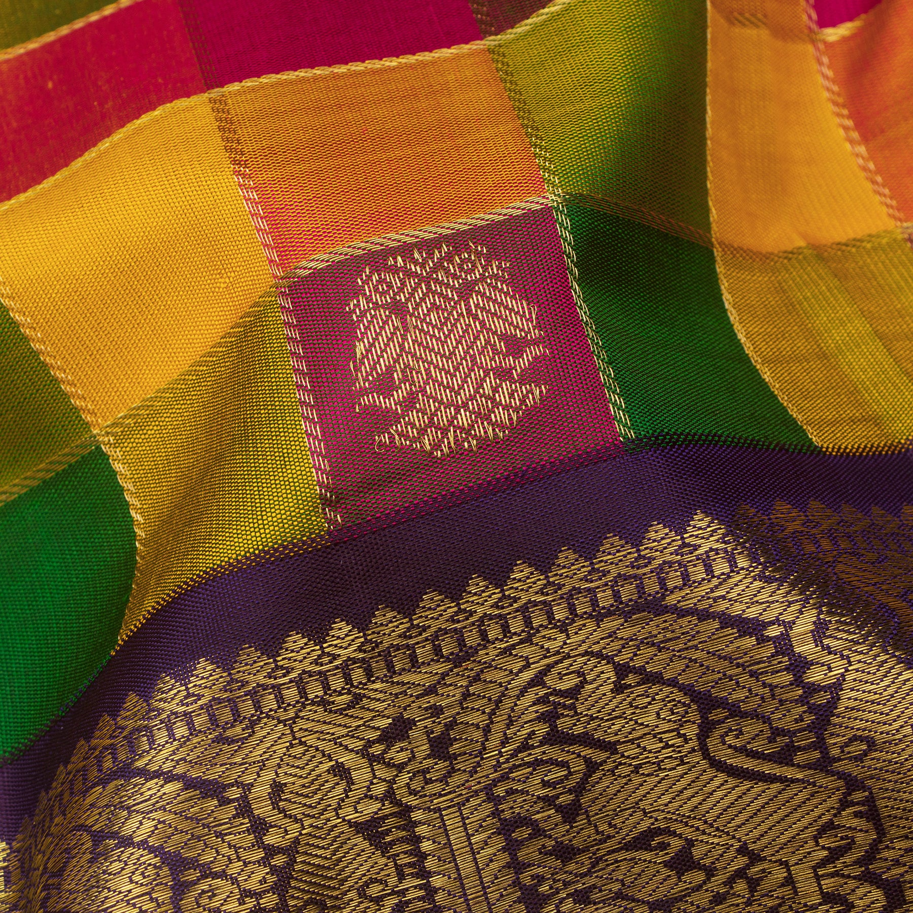 Kanakavalli Kanjivaram Silk Sari 25-615-HS001-05767 - Fabric View