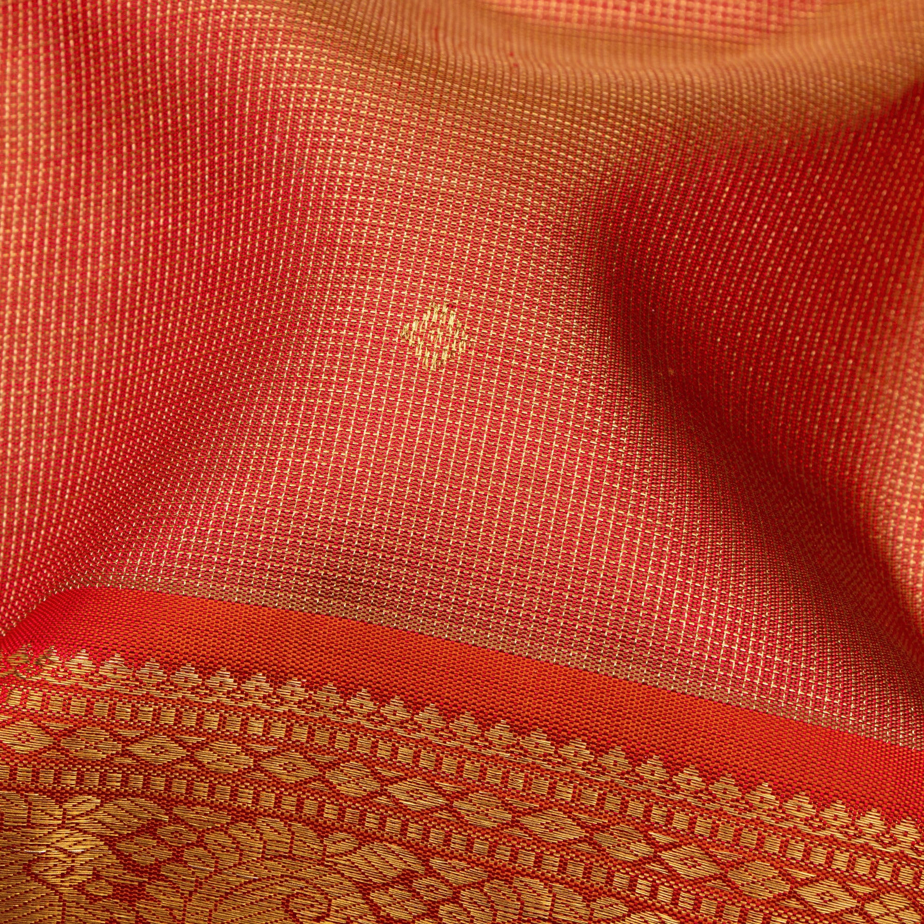 Kanakavalli Kanjivaram Silk Sari 25-615-HS001-07742 - Fabric View