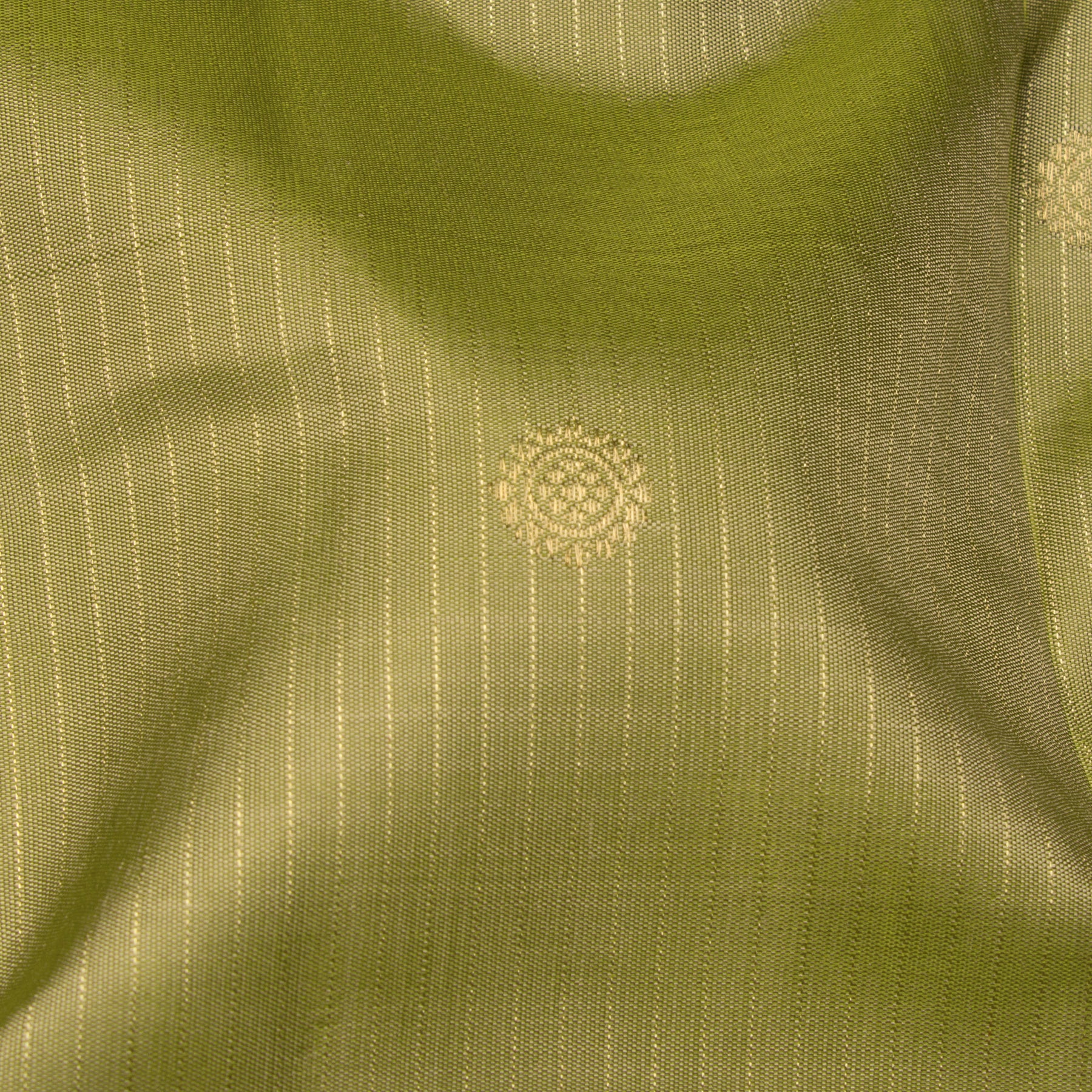 Kanakavalli Kanjivaram Silk Sari 25-615-HS001-08588 - Fabric View