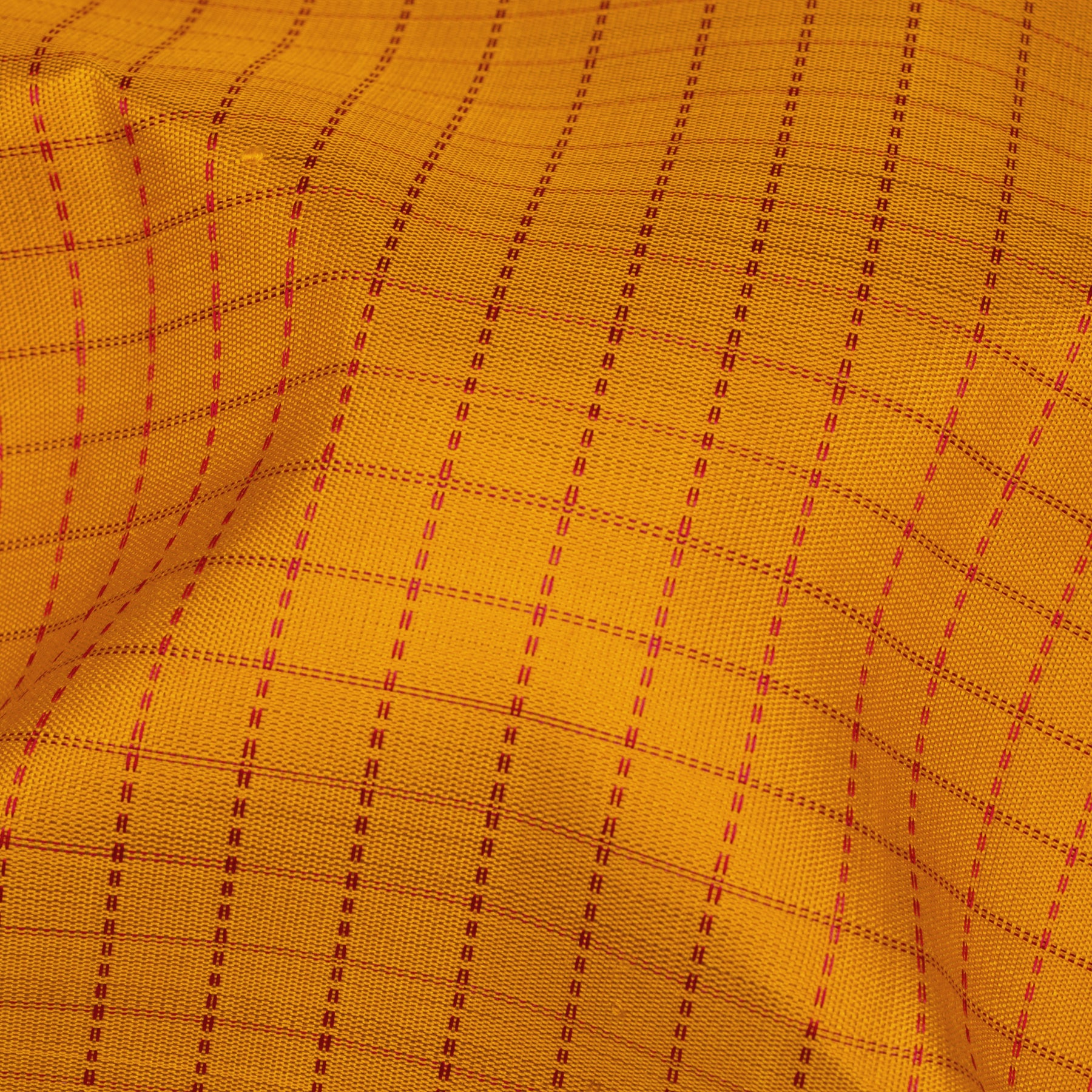 Kanakavalli Kanjivaram Silk Sari 25-615-HS001-09995 - Fabric View