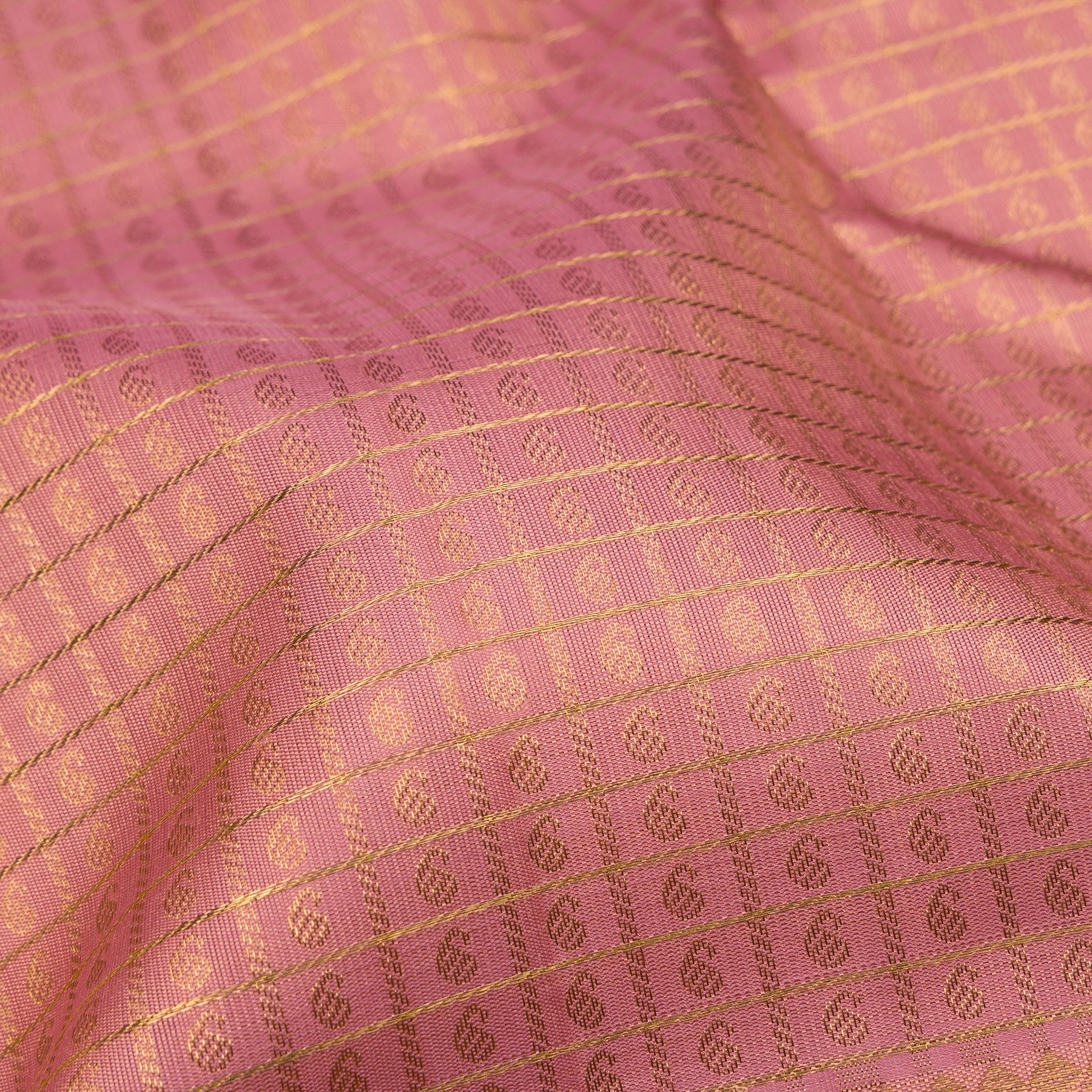 Kanakavalli Kanjivaram Silk Sari 25-615-HS001-10730 - Fabric View