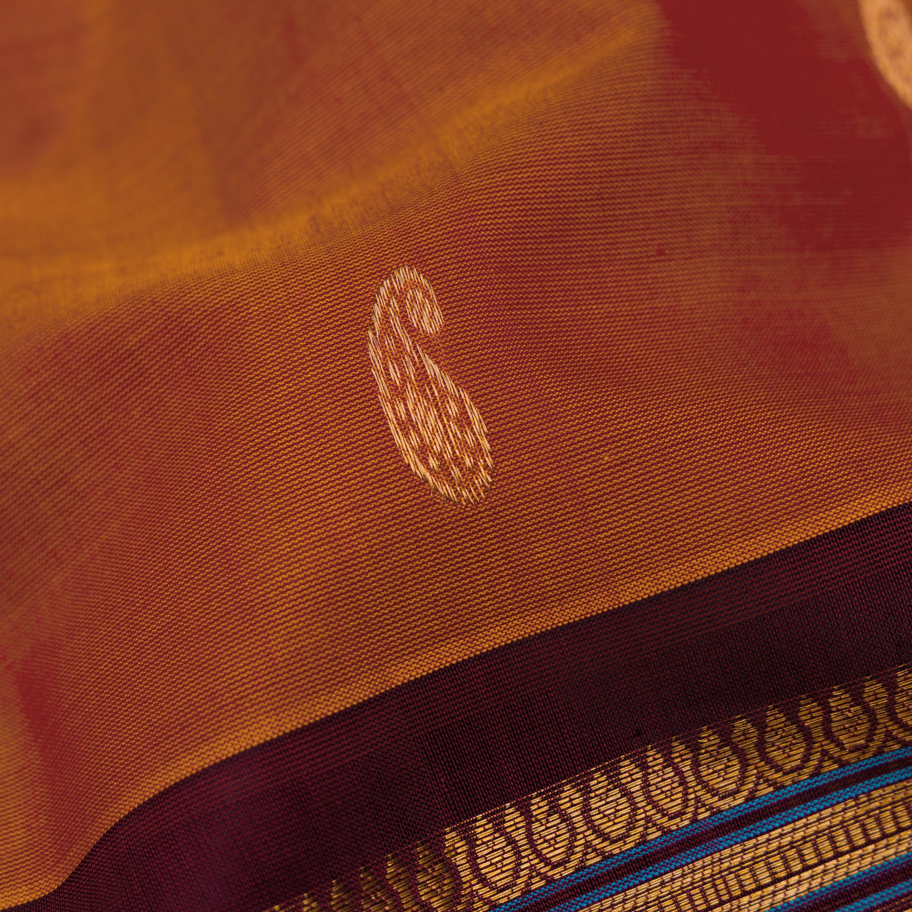 Kanakavalli Gadwal Silk/Cotton Sari 25-616-HS005-06454 - Fabric View