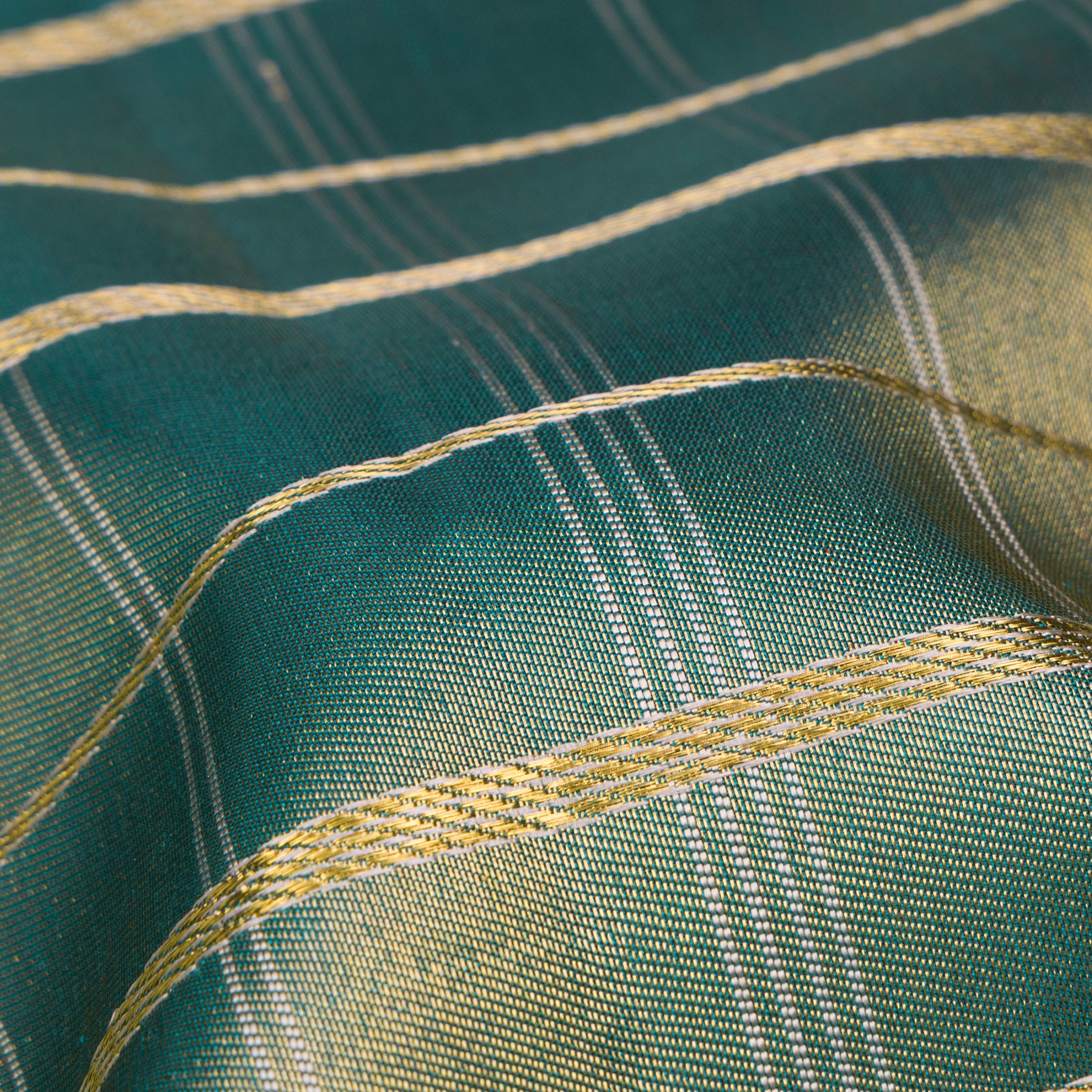 Kanakavalli Kanjivaram Silk Sari 26-040-HS001-01459 - Fabric View