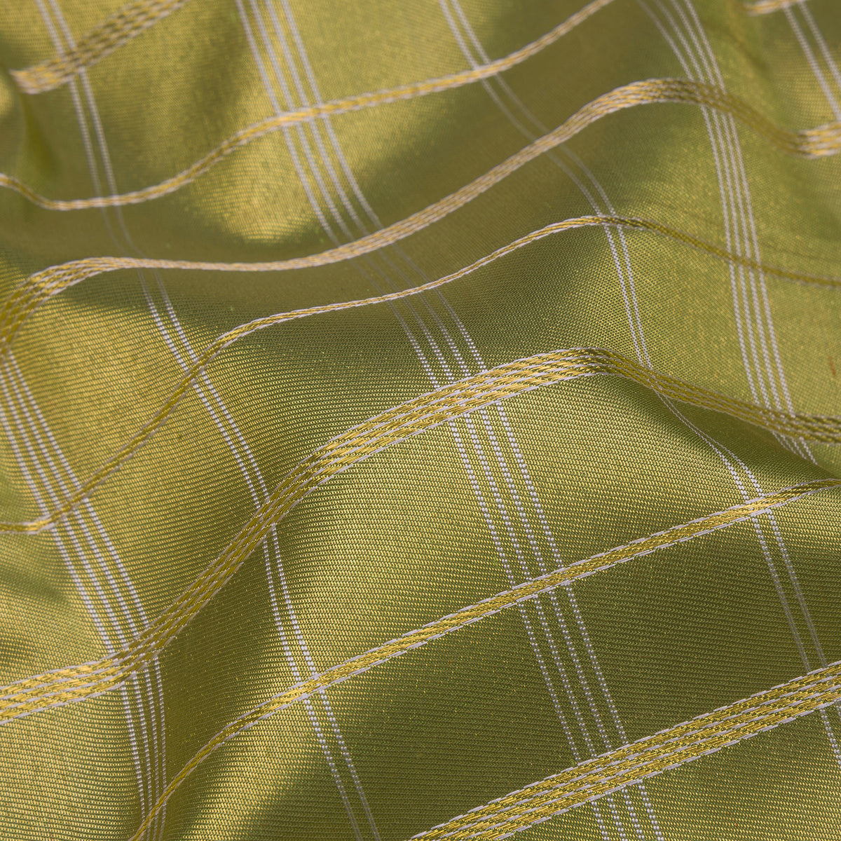 Kanakavalli Kanjivaram Silk Sari 26-041-HS001-03976 - Fabric View