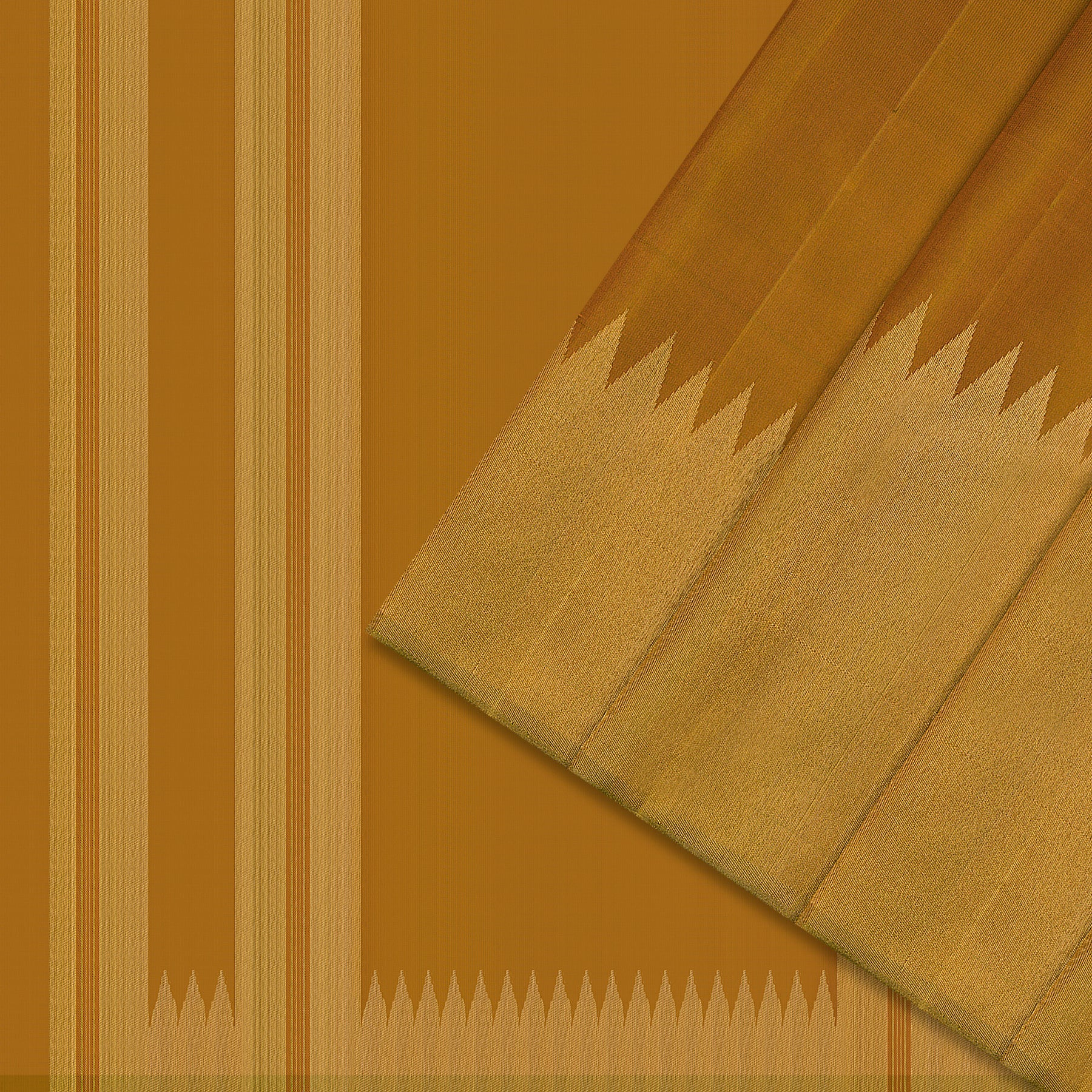 Kanakavalli Kanjivaram Silk Sari 26-100-HS001-01581 - Cover View