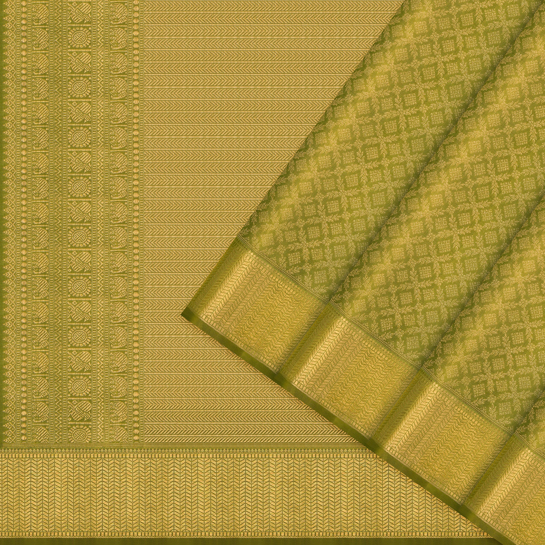 Kanakavalli Kanjivaram Silk Sari 26-110-HS001-00661 - Cover View