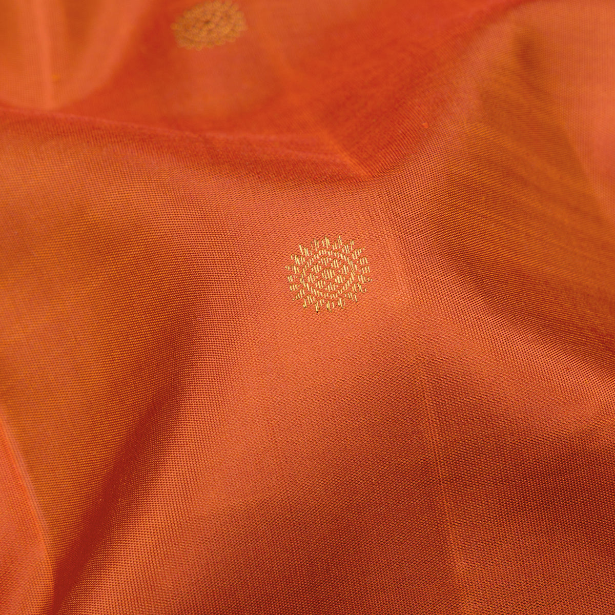Kanakavalli Kanjivaram Silk Sari 26-110-HS001-01682 - Fabric View