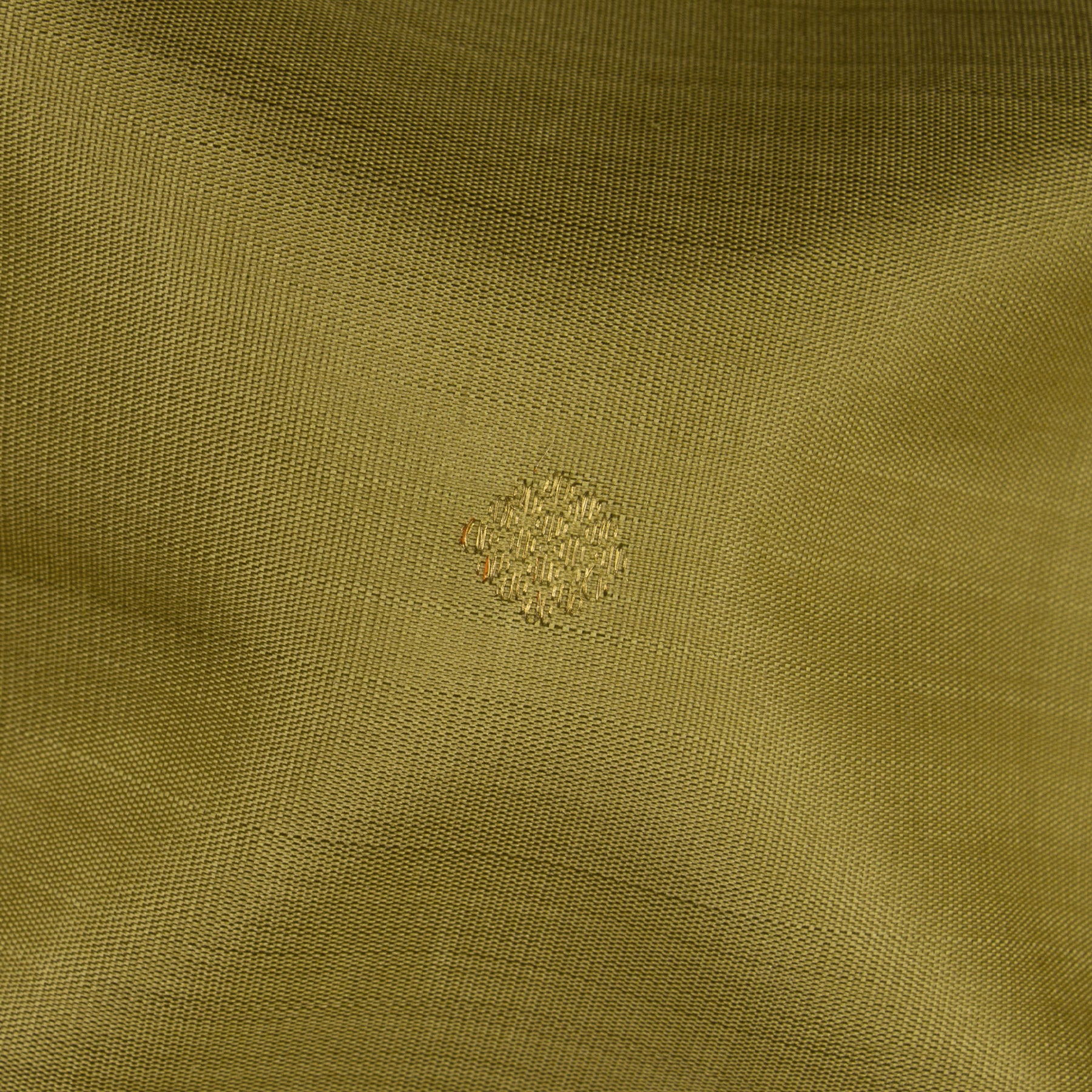 Kanakavalli Kanjivaram Silk Sari 26-110-HS001-01707 - Fabric View