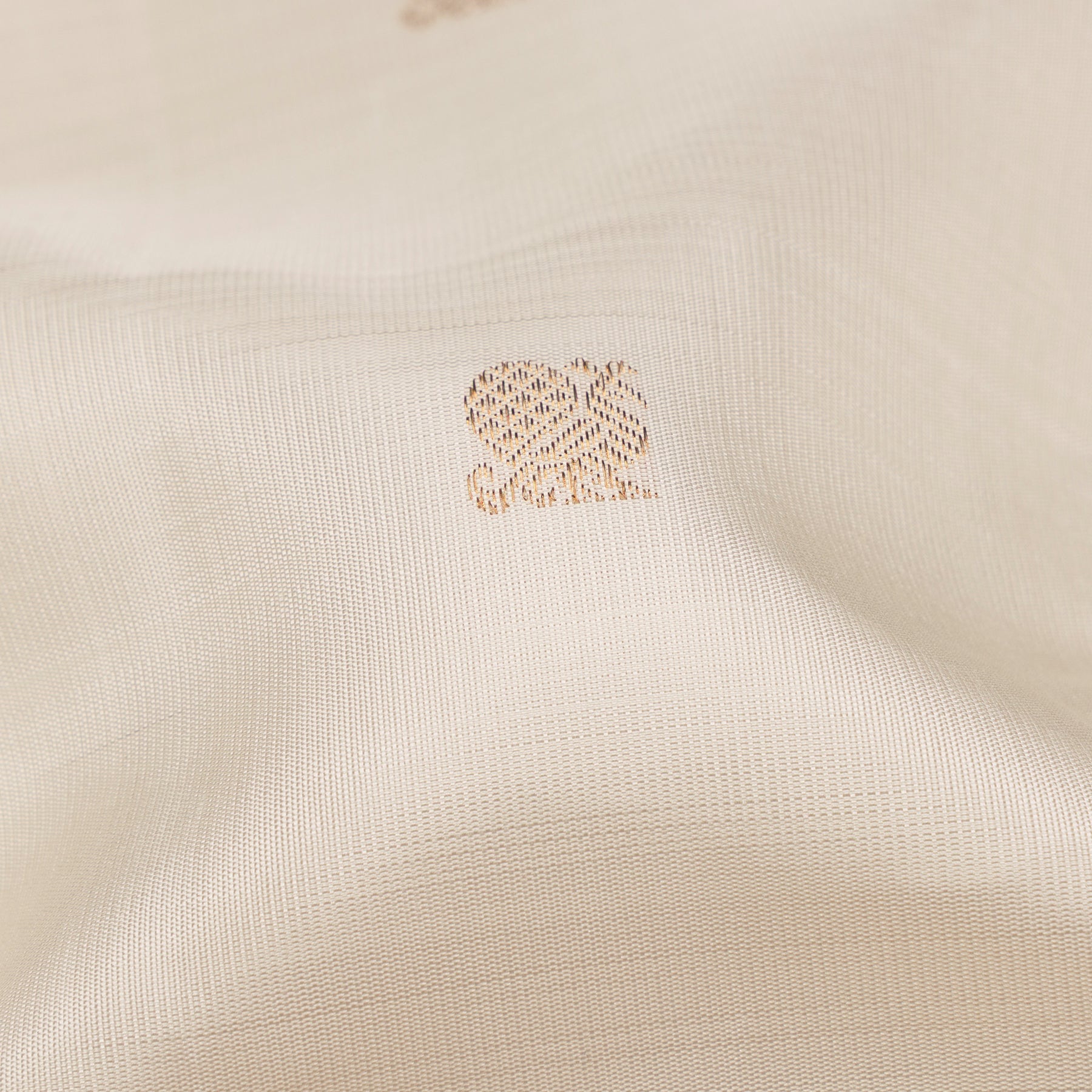 Kanakavalli Kanjivaram Silk Sari 26-110-HS001-02251 - Fabric View