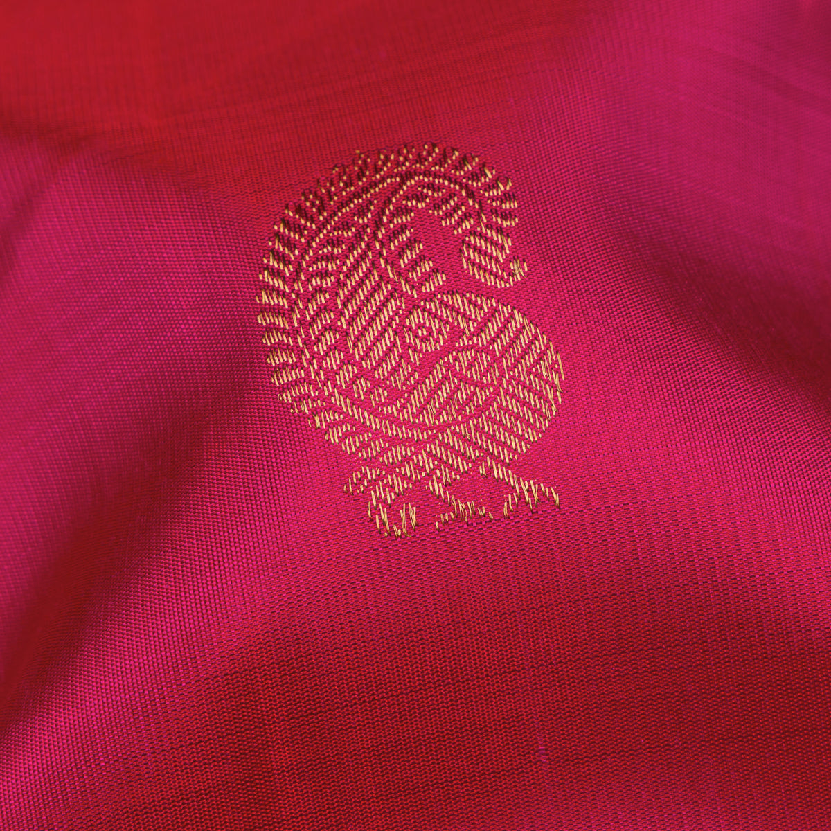 Kanakavalli Kanjivaram Silk Sari 26-110-HS001-02253 - Fabric View