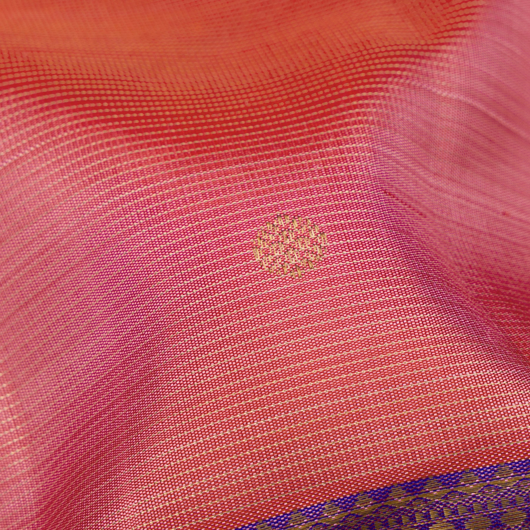 Kanakavalli Kanjivaram Silk Sari 26-110-HS001-02301 - Fabric View