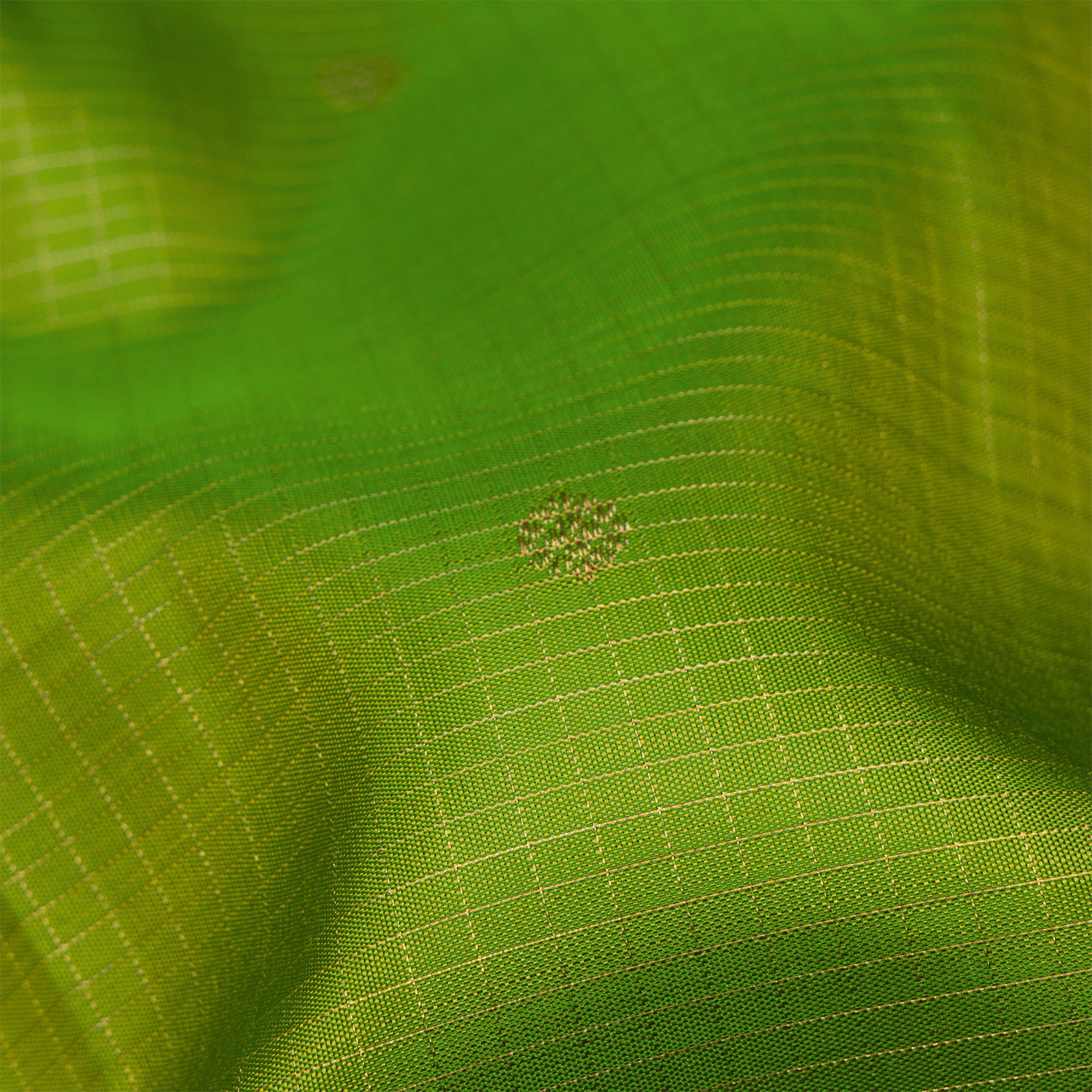 Kanakavalli Kanjivaram Silk Sari 26-110-HS001-02305 - Fabric View