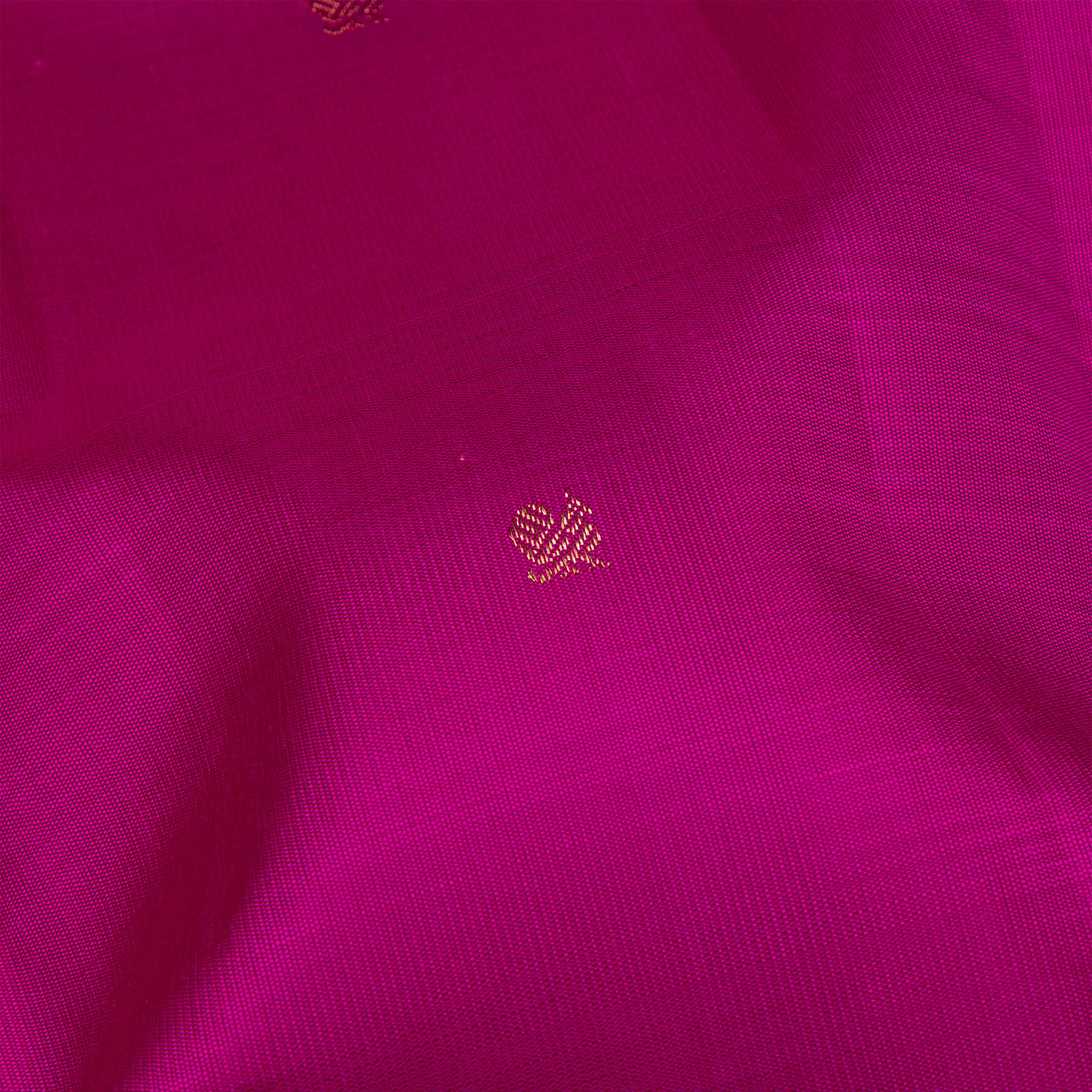 Kanakavalli Kanjivaram Silk Sari 26-110-HS001-03573 - Fabric View