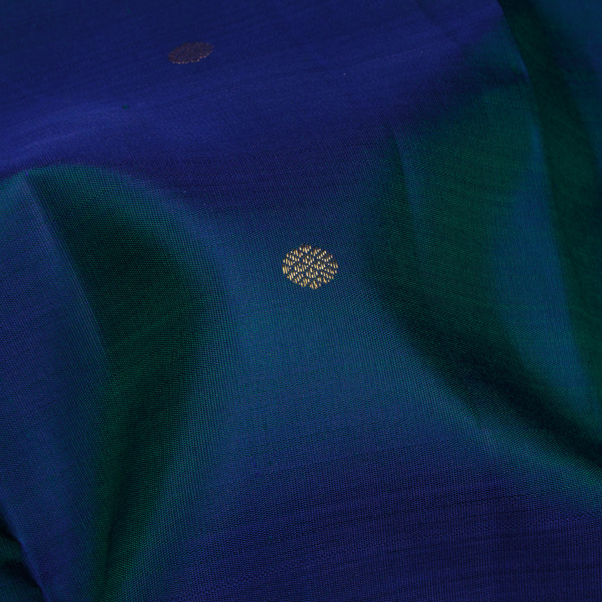 Kanakavalli Kanjivaram Silk Sari 26-110-HS001-04173 - Fabric View