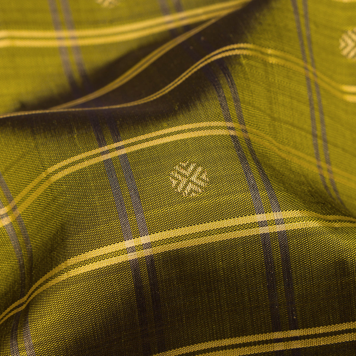 Kanakavalli Kattam - Vari Silk Blouse Length 26-595-HB001-02794 - Fabric View