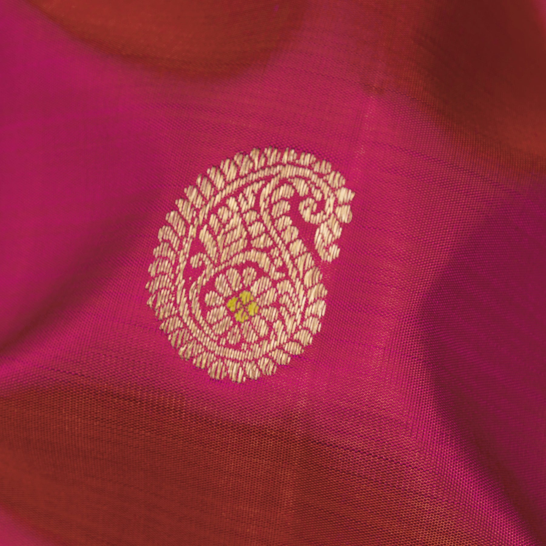 Kanakavalli Kanjivaram Silk Sari 26-595-HS001-00012