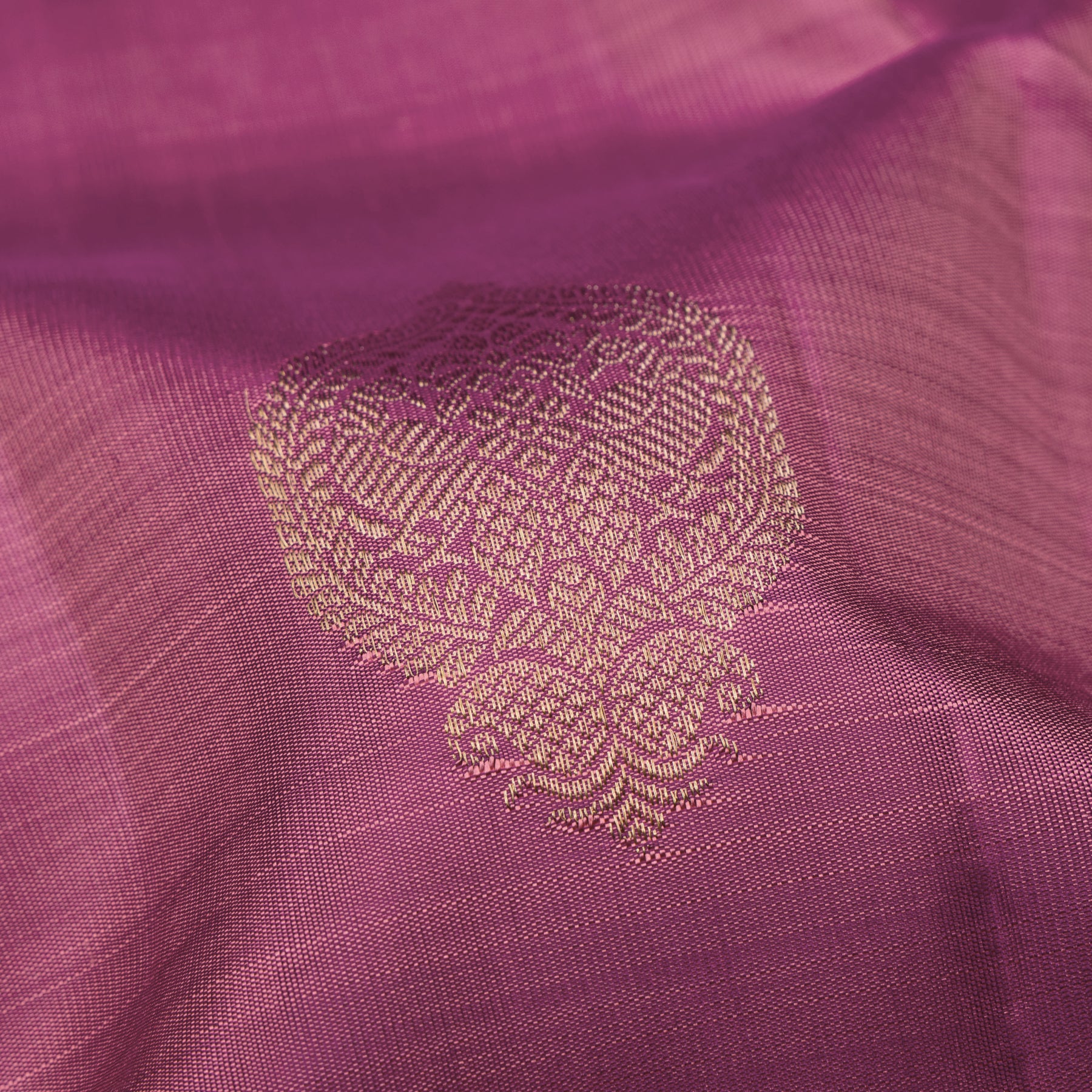 Kanakavalli Kanjivaram Silk Sari 26-595-HS001-00462 - Fabric View