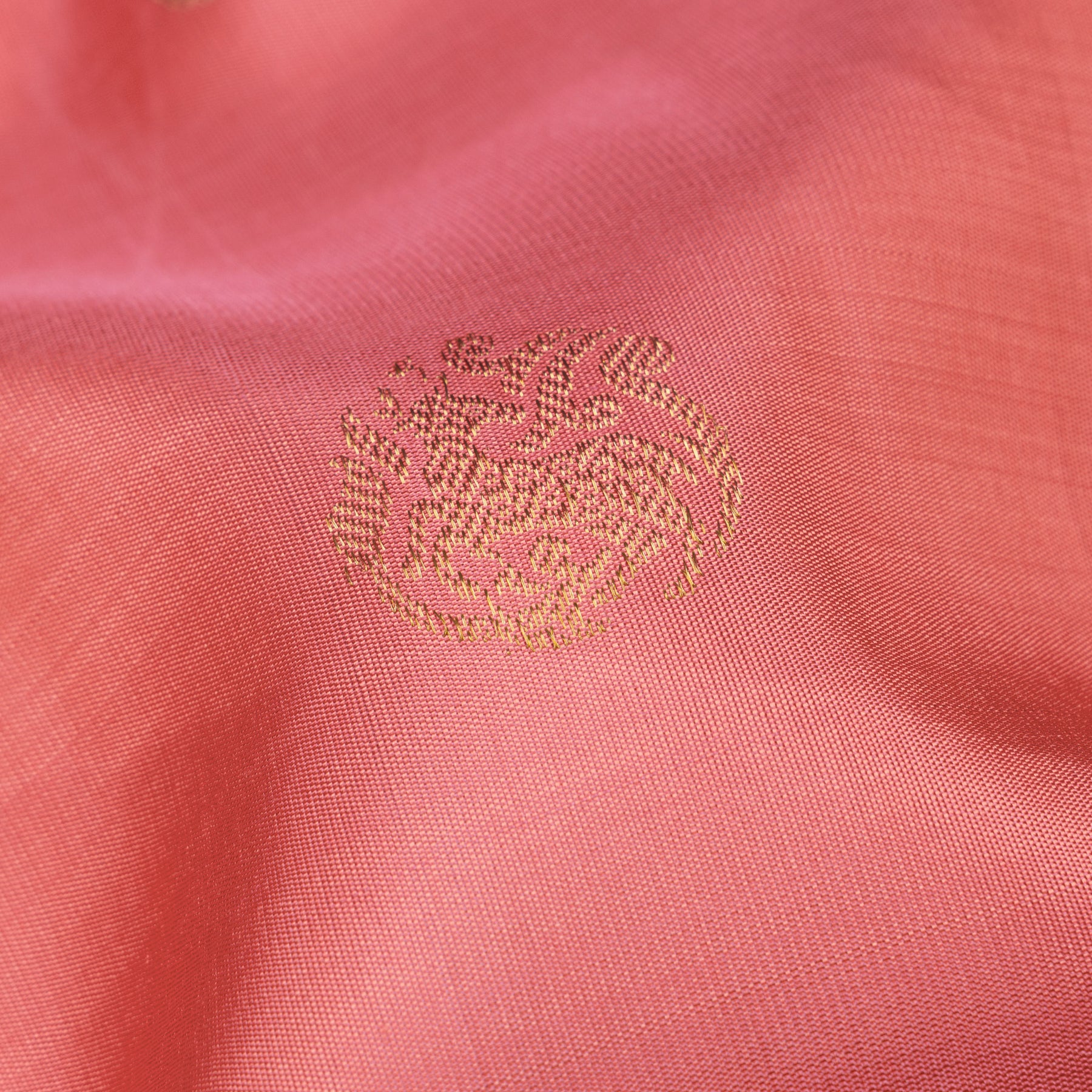 Kanakavalli Kanjivaram Silk Sari 26-595-HS001-00484 - Fabric View