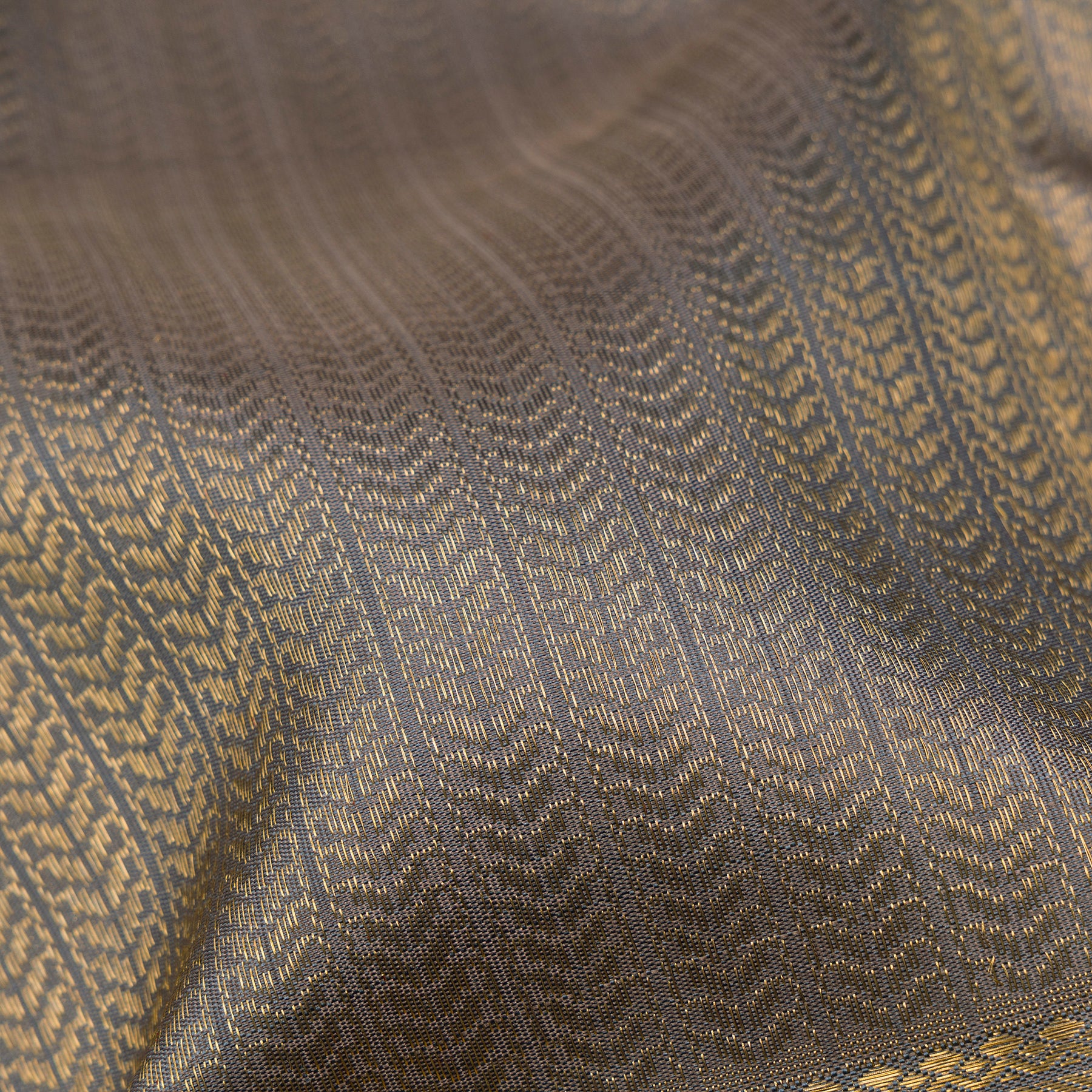 Kanakavalli Kanjivaram Silk Sari 26-595-HS001-00540 - Fabric View