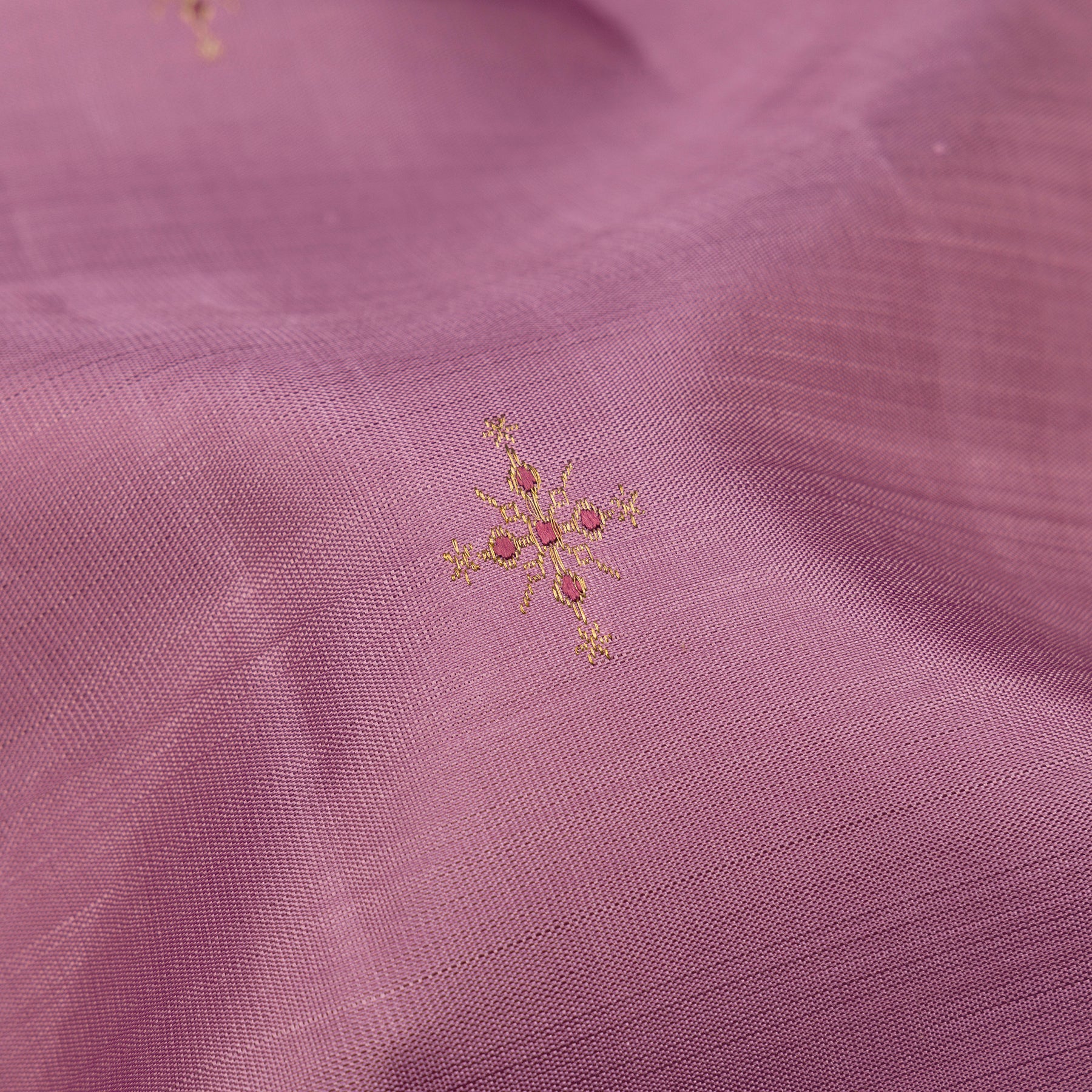 Kanakavalli Kanjivaram Silk Sari 26-595-HS001-01012 - Fabric View