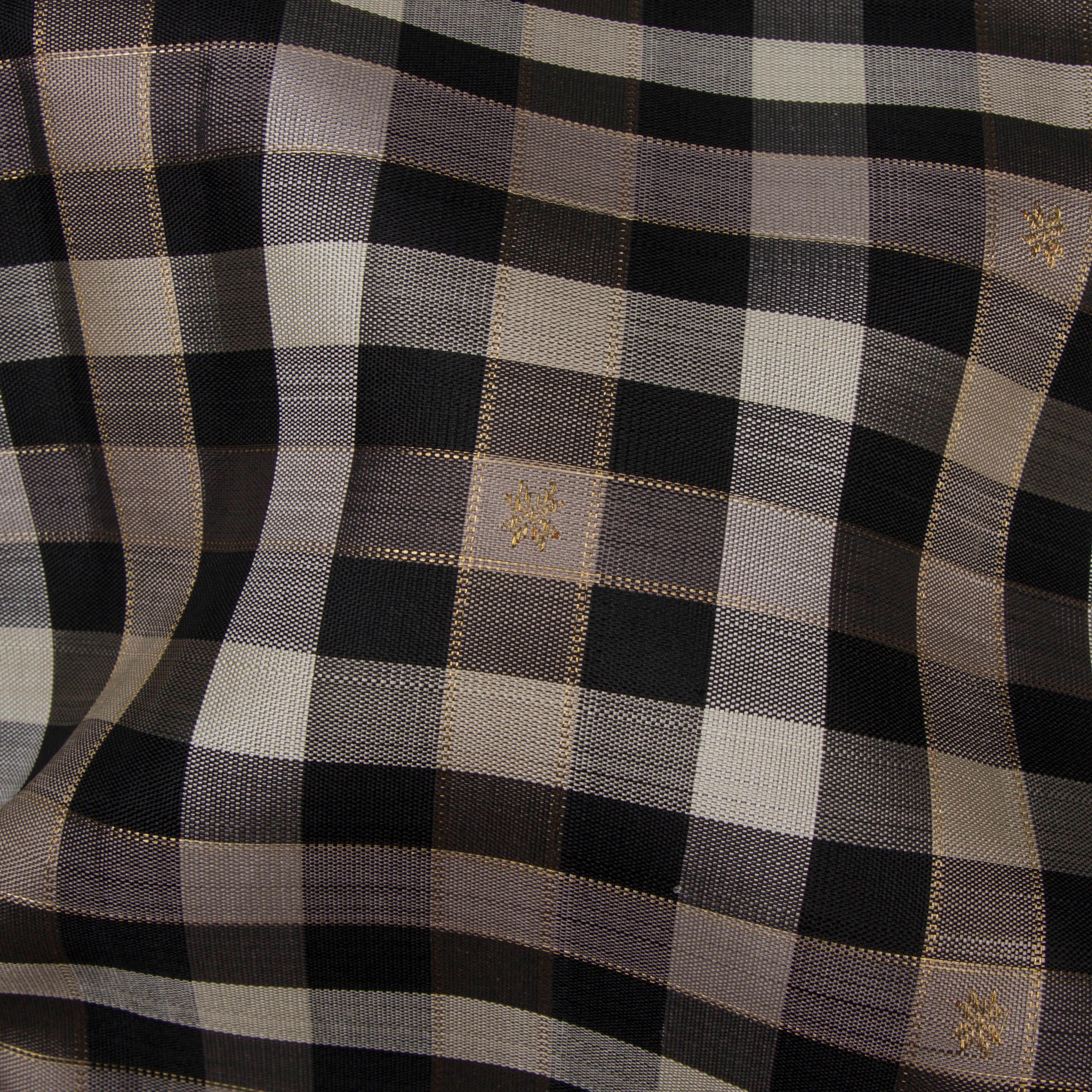 Kanakavalli Kanjivaram Silk Sari 26-595-HS001-02095 - Fabric View