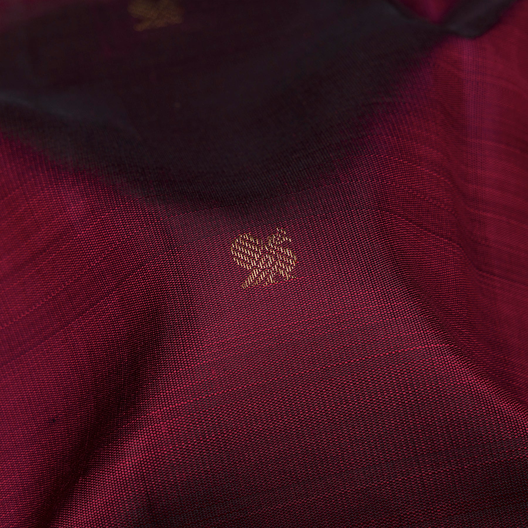 Kanakavalli Kanjivaram Silk Sari 26-595-HS001-02118 - Fabric View
