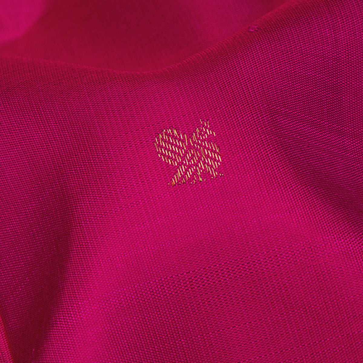 Kanakavalli Kanjivaram Silk Sari 26-595-HS001-02120 - Fabric View