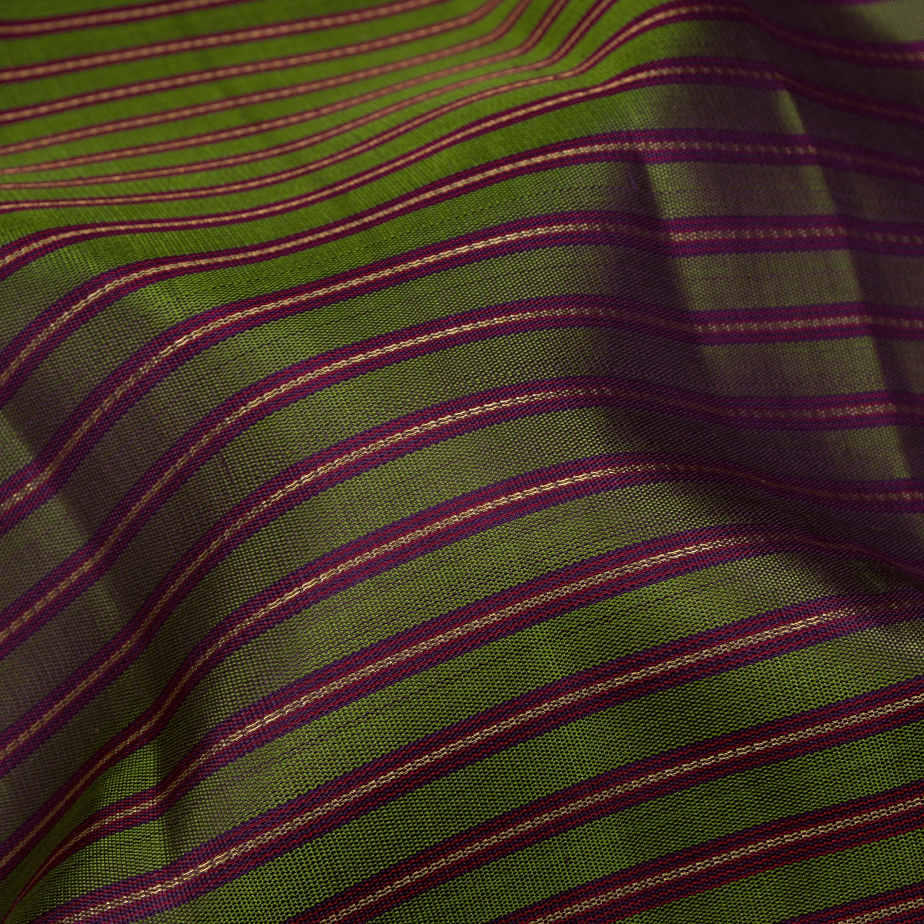 Kanakavalli Kanjivaram Silk Sari 26-595-HS001-02160 - Fabric View