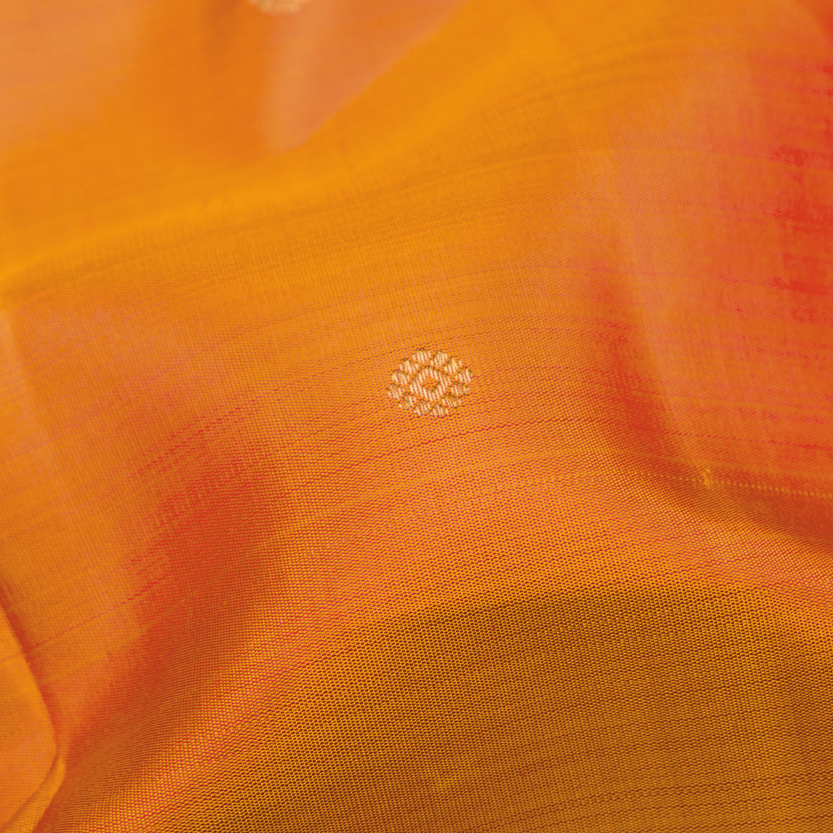 Kanakavalli Kanjivaram Silk Sari 26-595-HS001-04020 - Fabric View