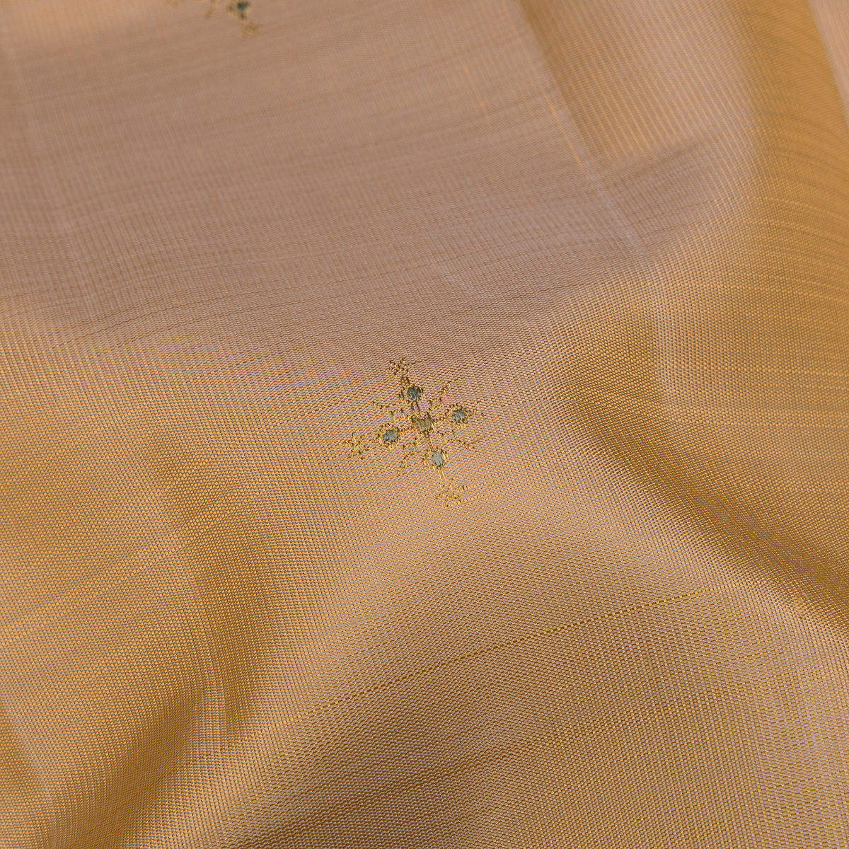 Kanakavalli Kanjivaram Silk Sari 26-595-HS001-04033 - Fabric View
