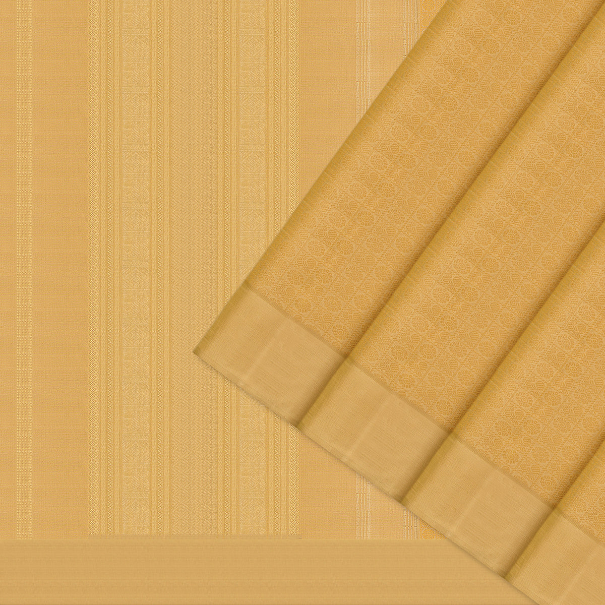Kanakavalli Kanjivaram Silk Sari 26-595-HS001-04106 - Cover View