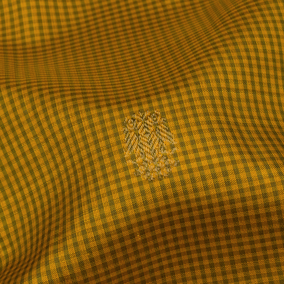 Kanakavalli Kanjivaram Silk Sari 26-599-HS001-02423 - Fabric View
